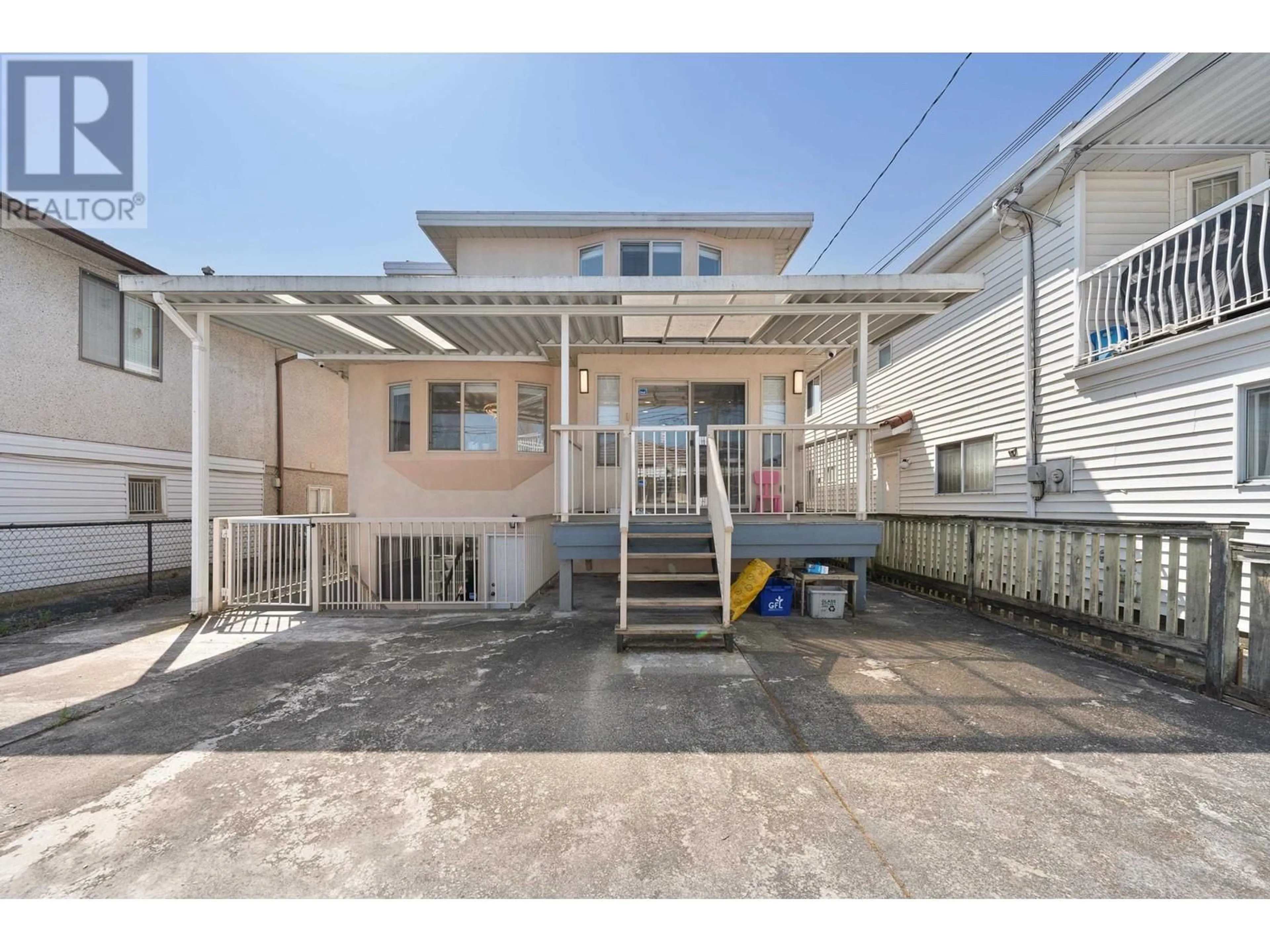 Patio, street for 2083 53RD AVENUE, Vancouver British Columbia V5P1X6