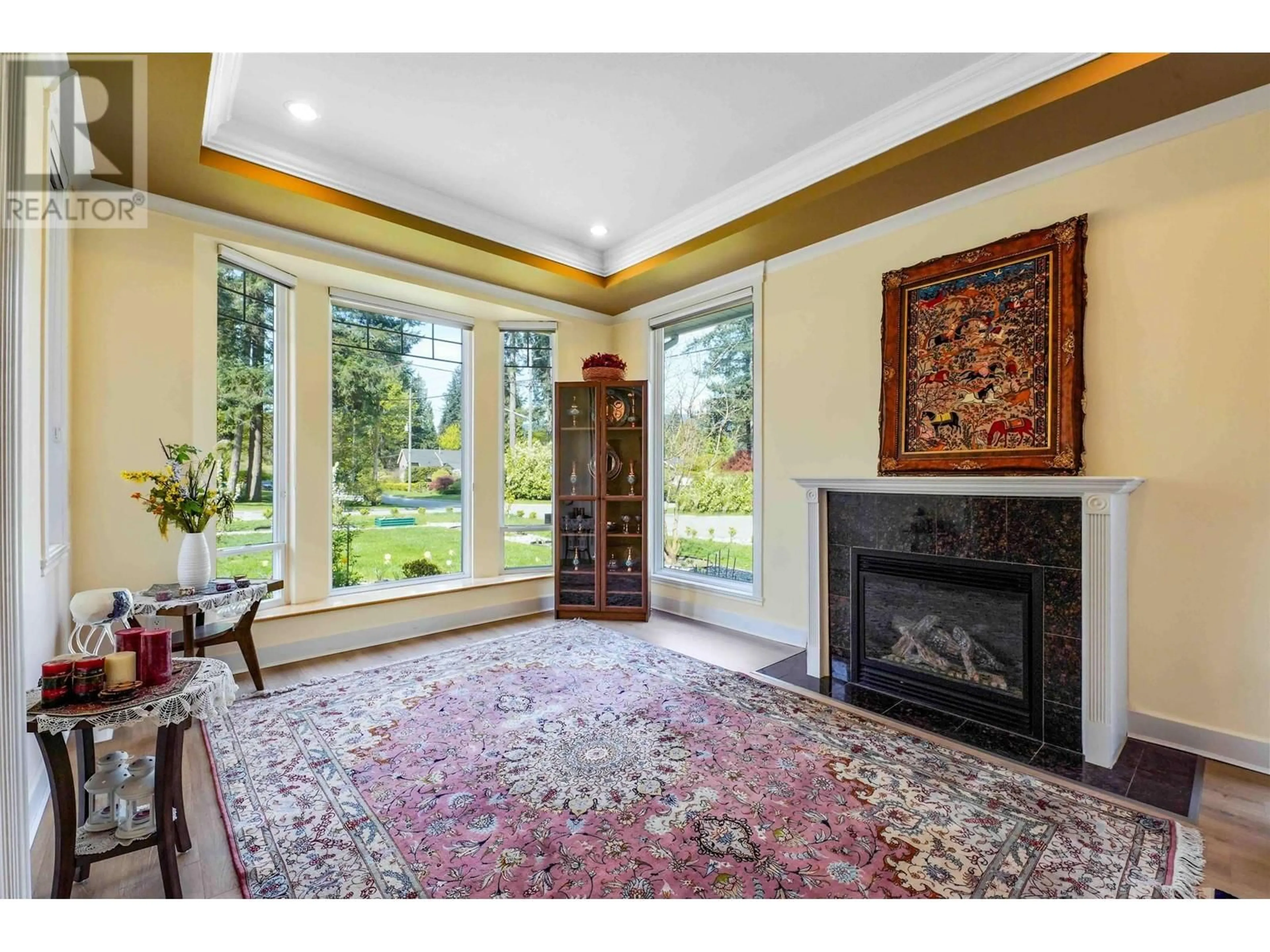 Unknown for 2060 CORTELL STREET, North Vancouver British Columbia V7P2A5