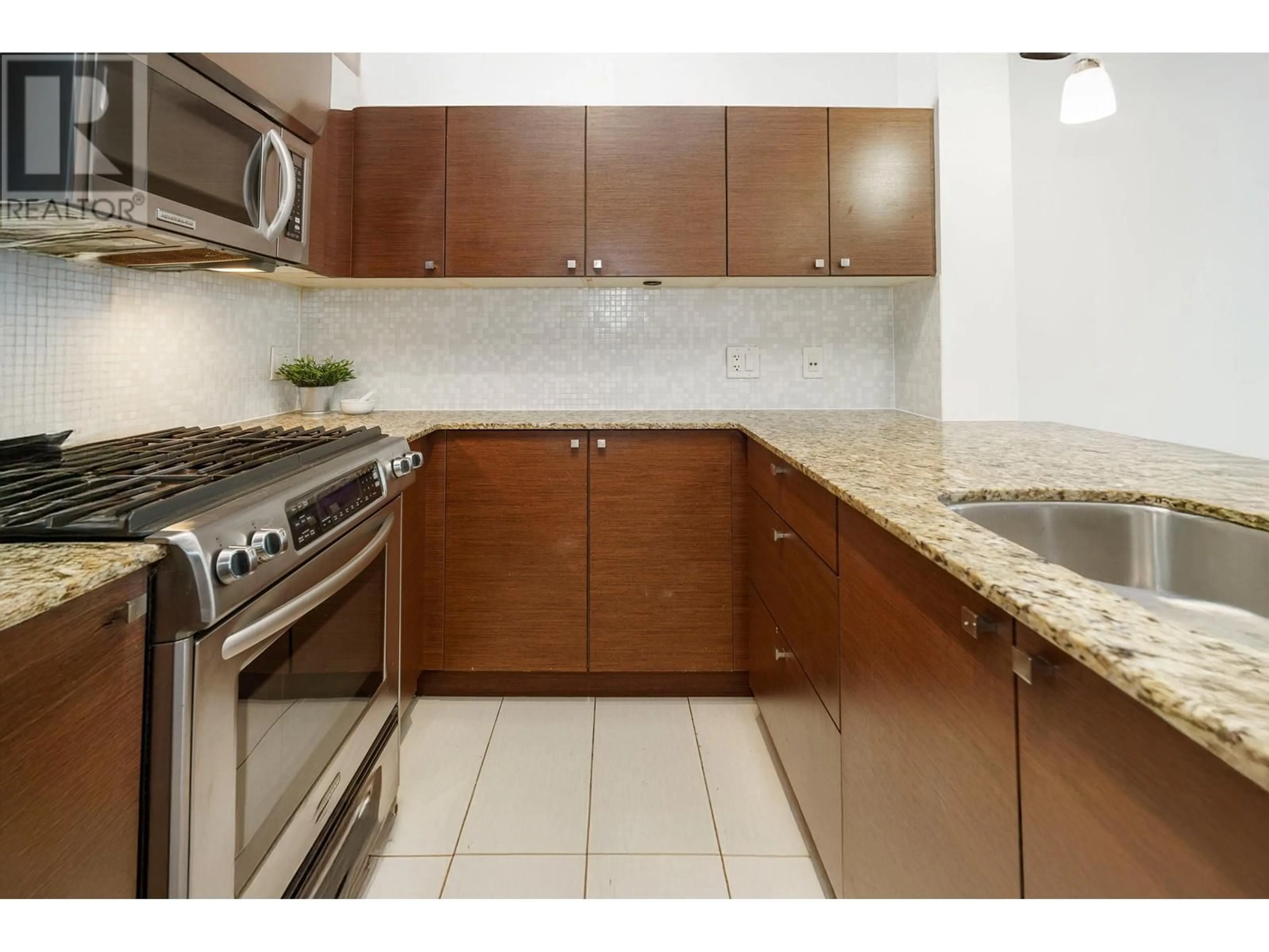 Standard kitchen, ceramic/tile floor for 501 - 400 CAPILANO ROAD, Port Moody British Columbia V3H0E1