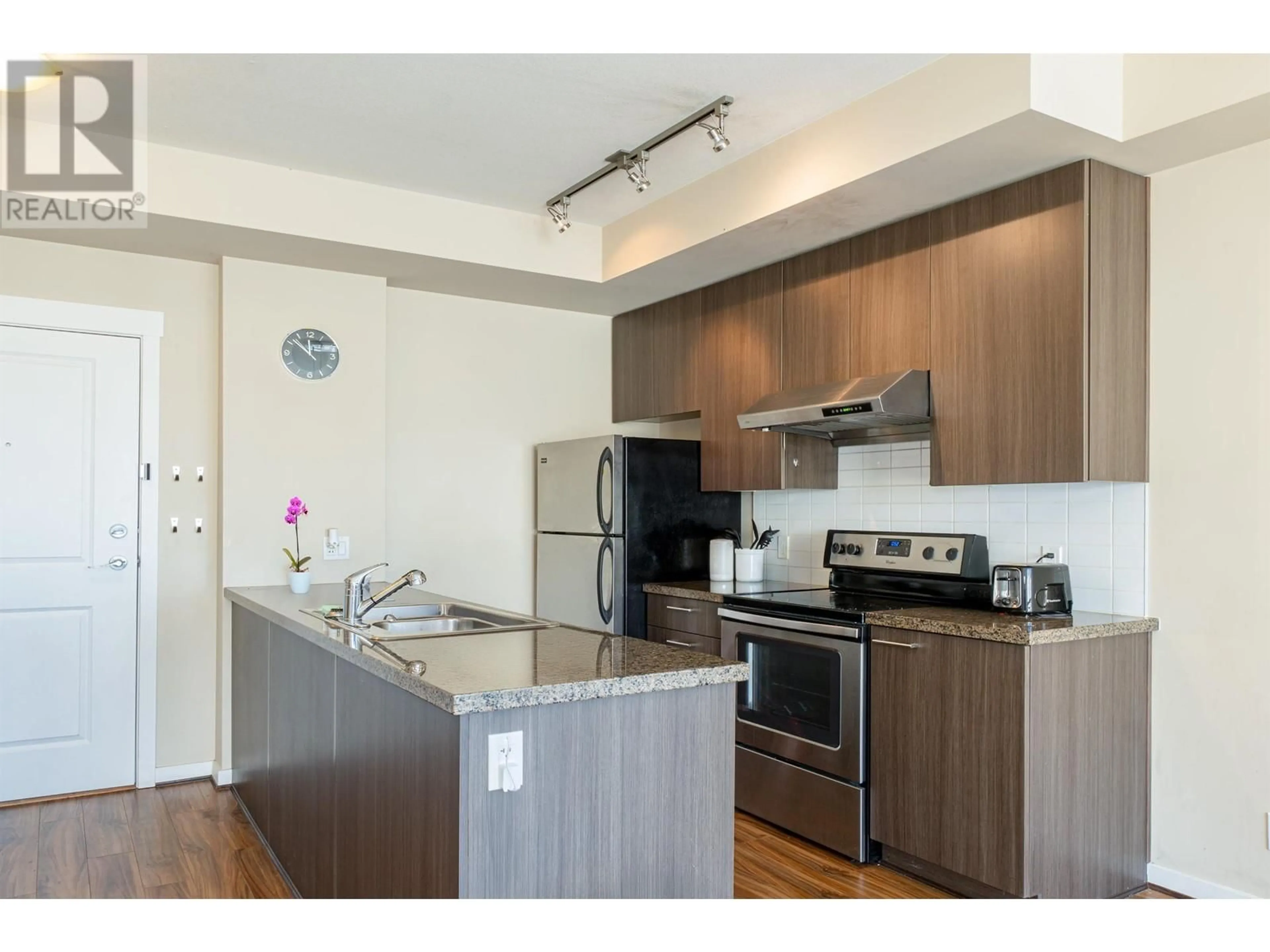 Standard kitchen, wood/laminate floor for 795 - 4133 STOLBERG STREET, Richmond British Columbia V6X0J3
