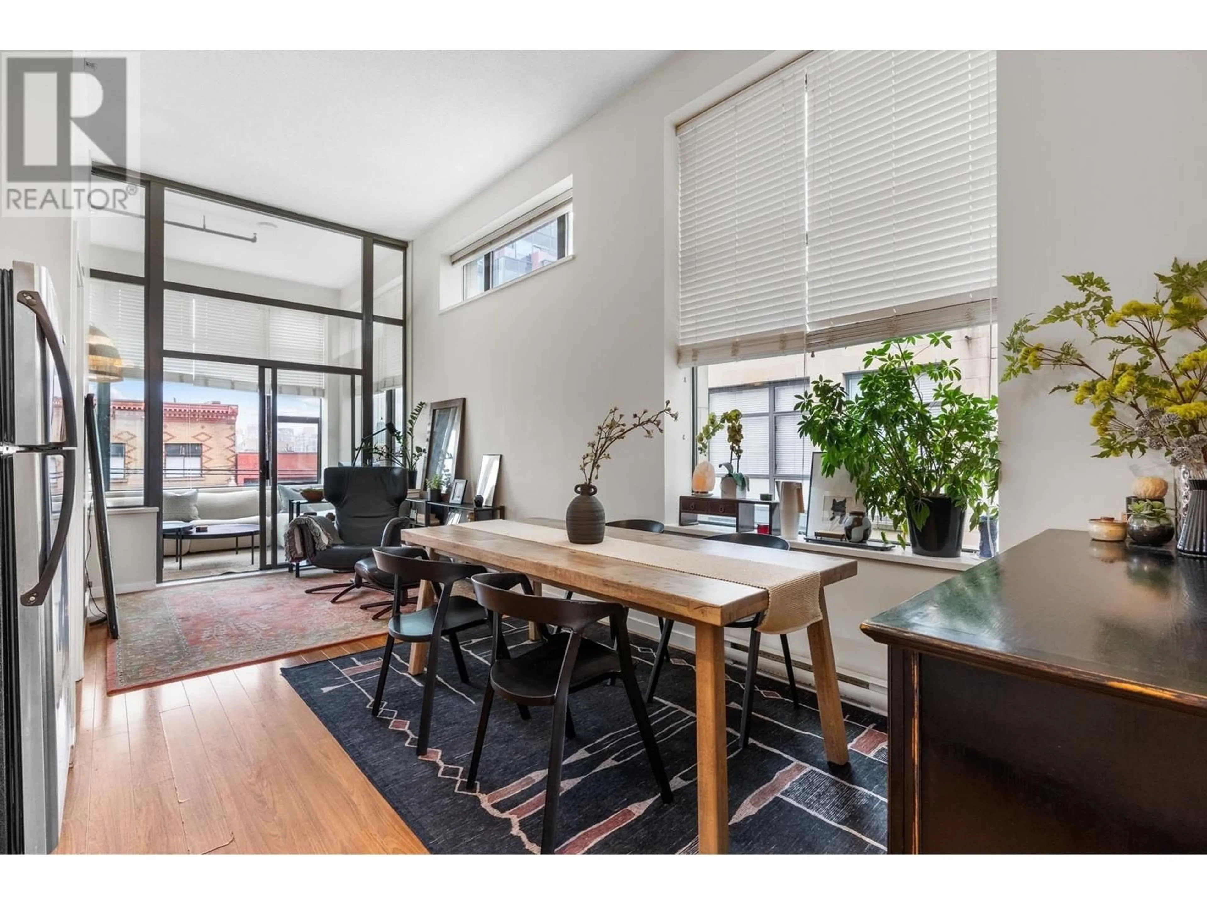 Unknown for 203 - 1068 BROADWAY, Vancouver British Columbia V6H0A7