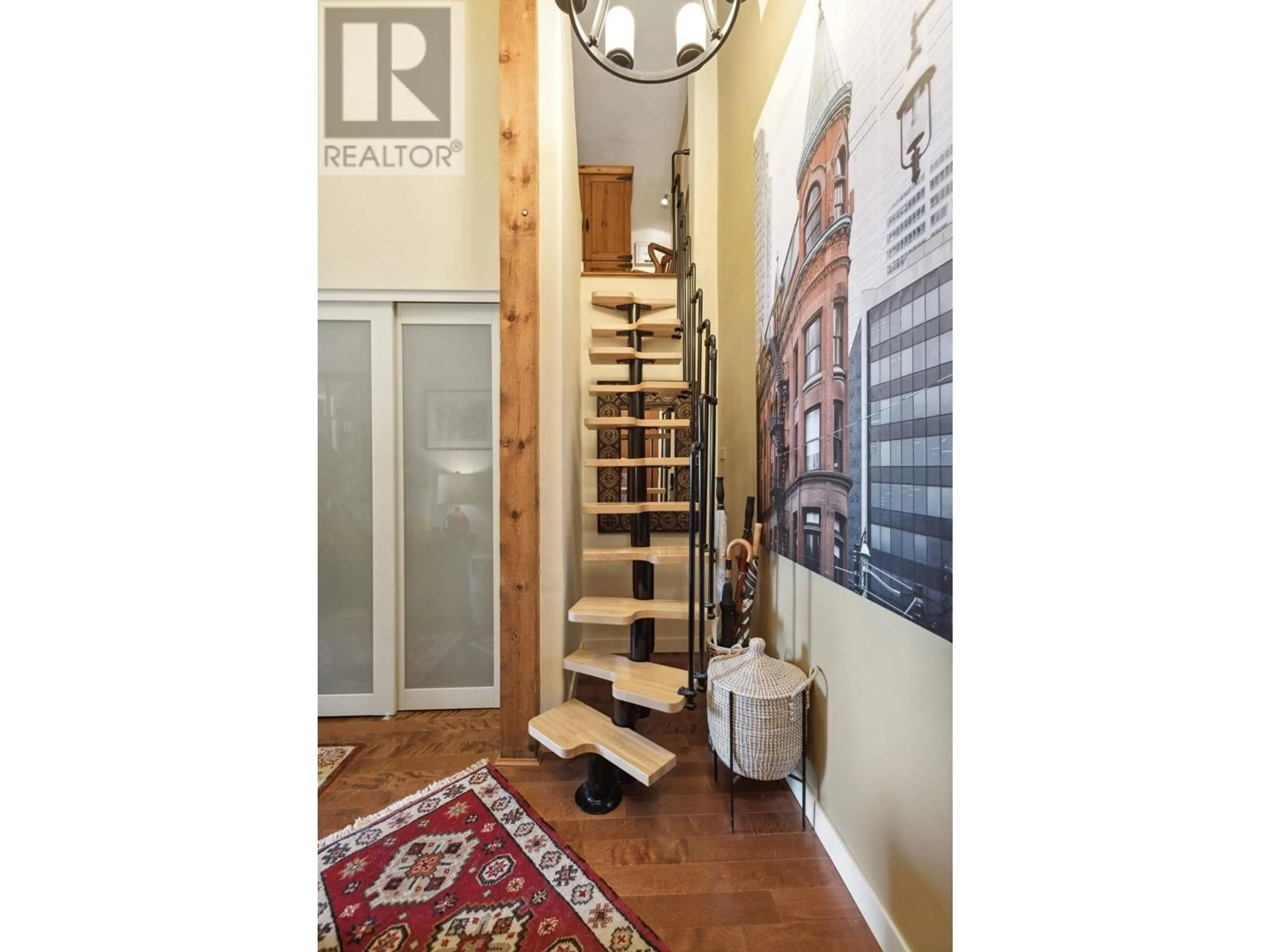 Indoor entryway for PH1 - 2763 CHANDLERY PLACE, Vancouver British Columbia V5S4V4