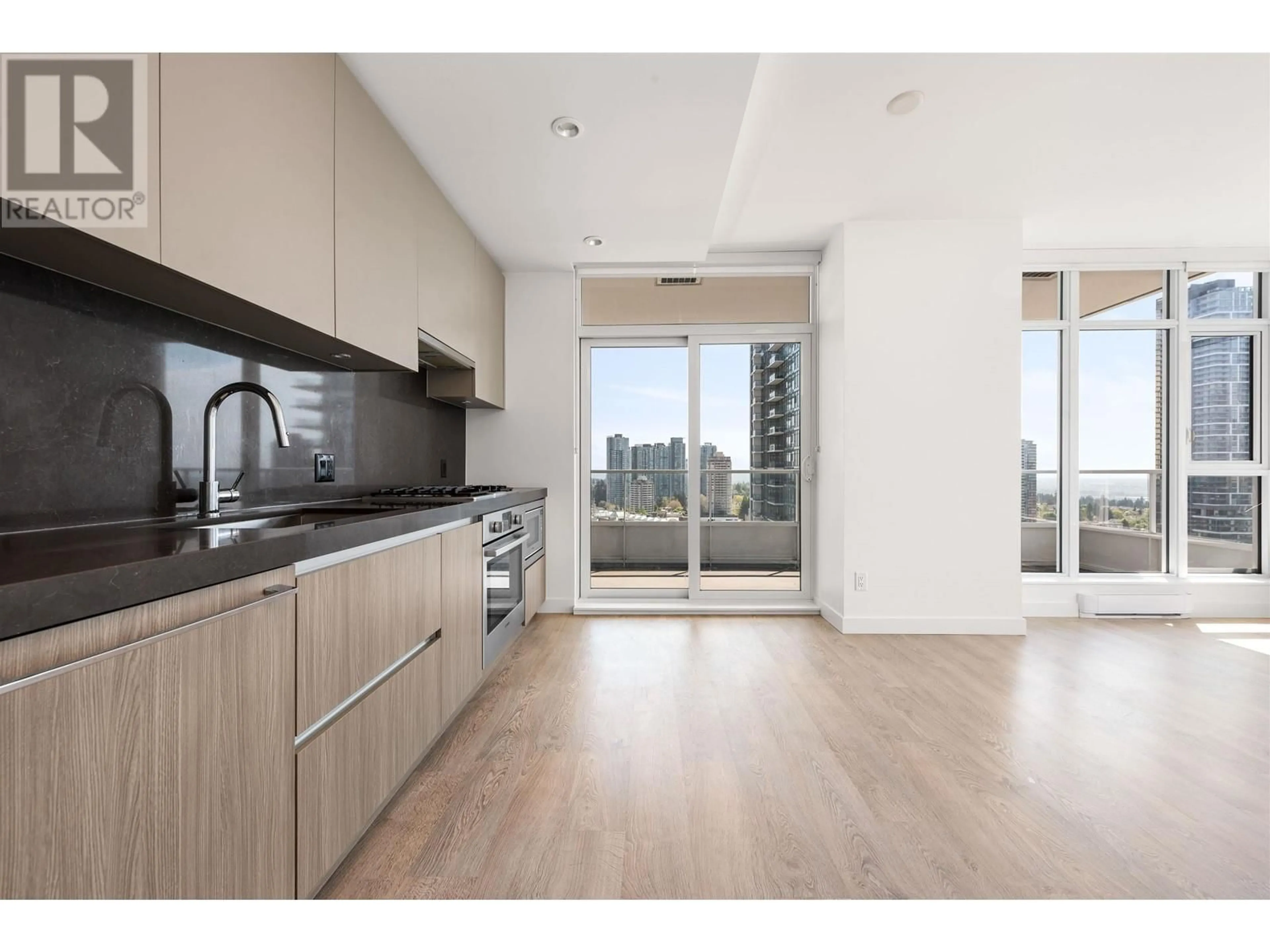 Standard kitchen, wood/laminate floor for 2109 - 6080 MCKAY AVENUE, Burnaby British Columbia V6P1Z4