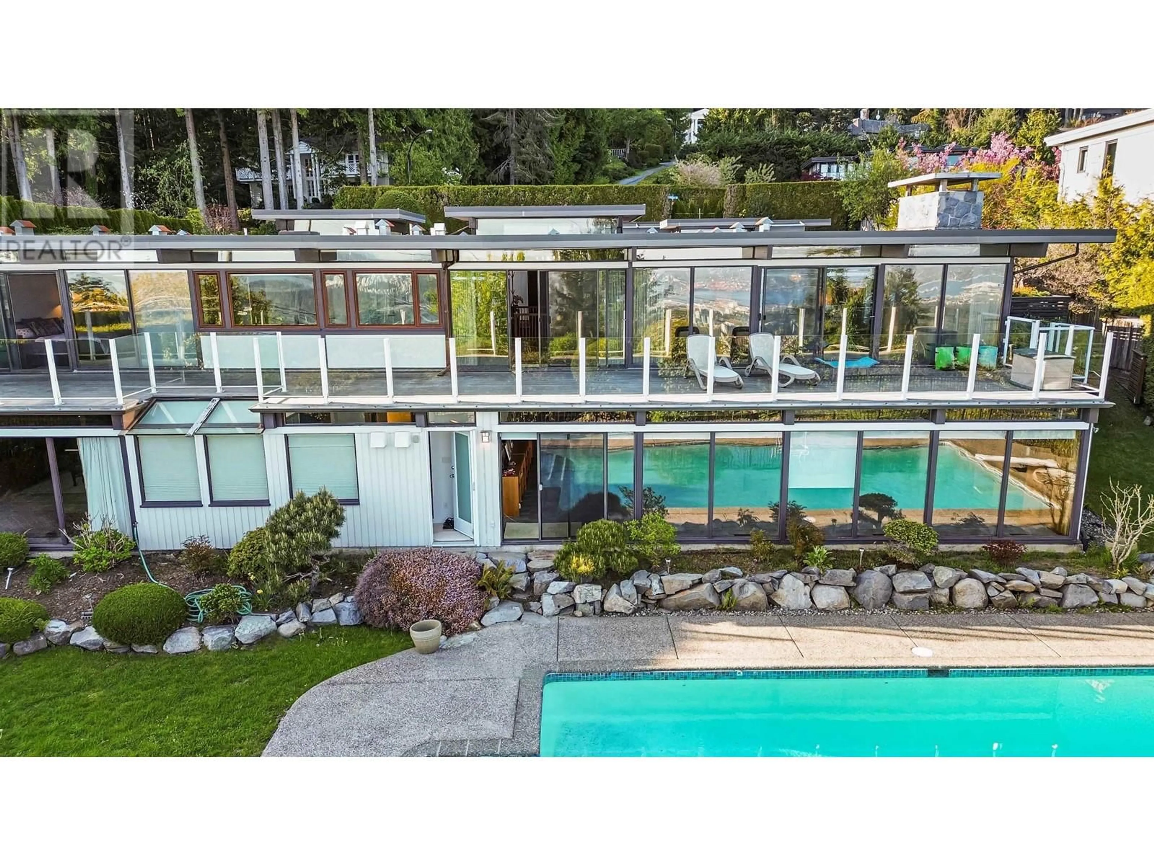 A pic from outside/outdoor area/front of a property/back of a property/a pic from drone, water/lake/river/ocean view for 1132 CRESTLINE ROAD, West Vancouver British Columbia V7S2E4