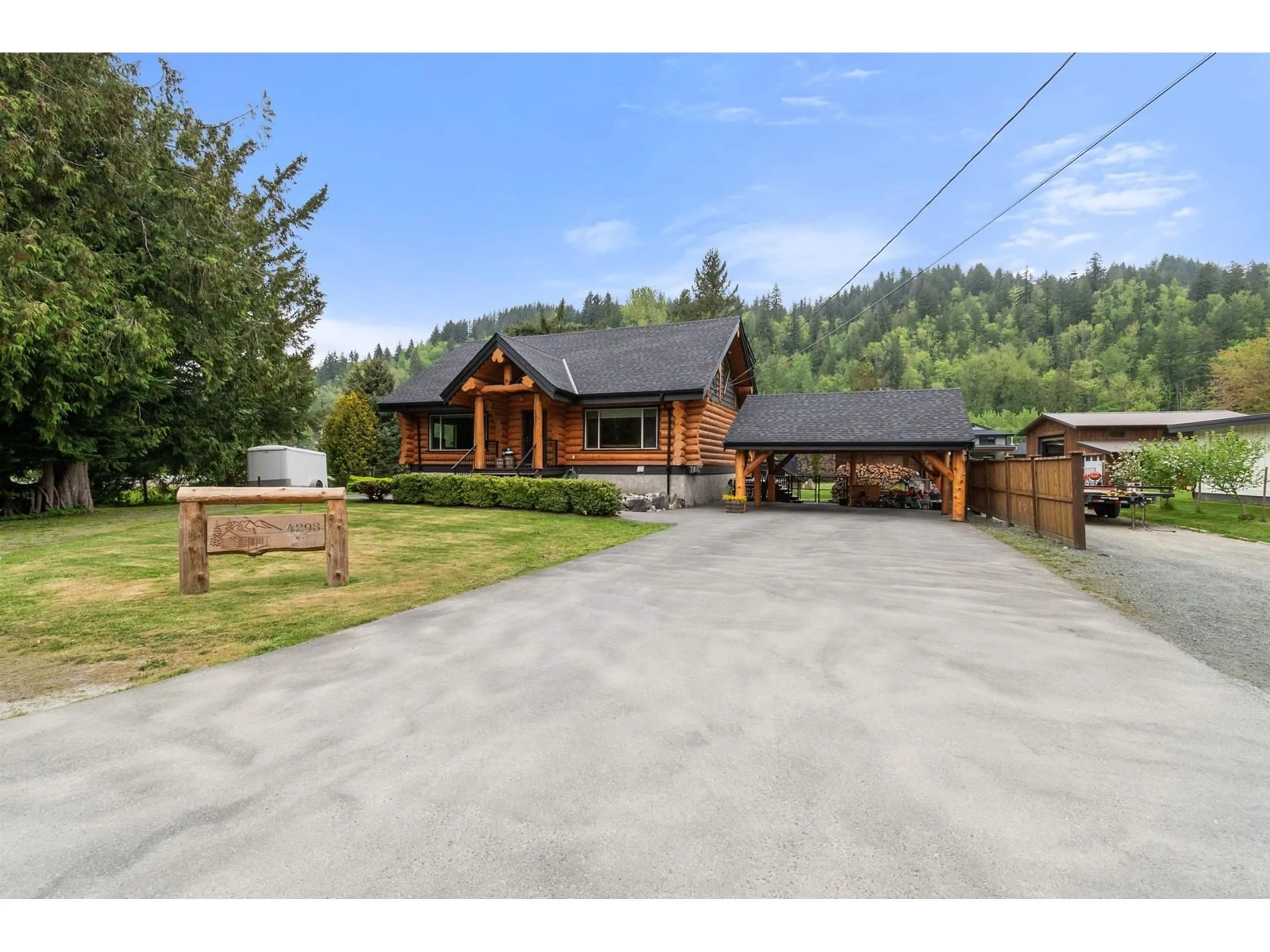 A pic from outside/outdoor area/front of a property/back of a property/a pic from drone, unknown for 4293 WILSON ROAD, Sardis - Chwk River Valley British Columbia V2R4N3