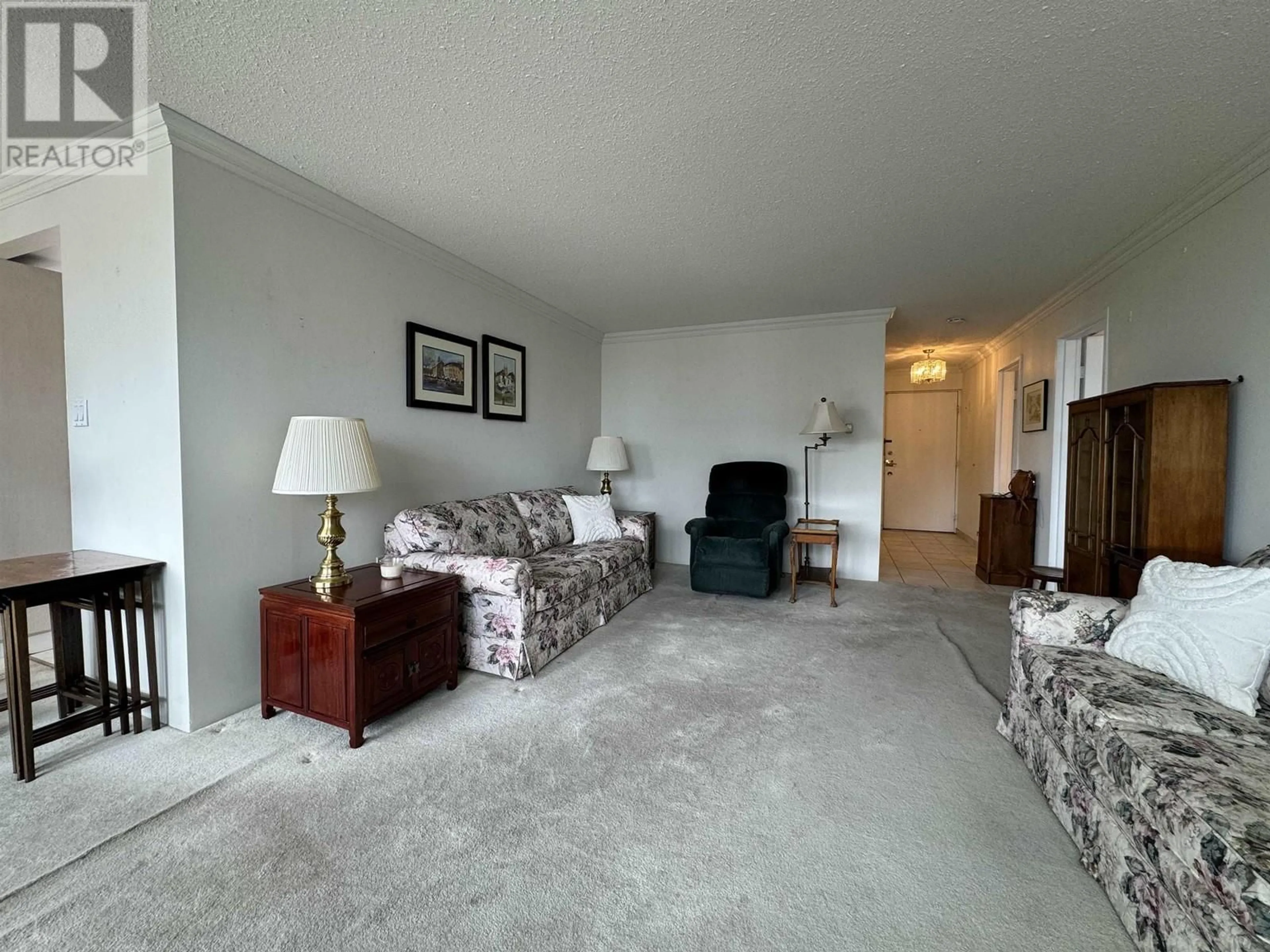 Living room with furniture, carpet floor for 1110 - 6651 MINORU BOULEVARD, Richmond British Columbia V6Y1Z2