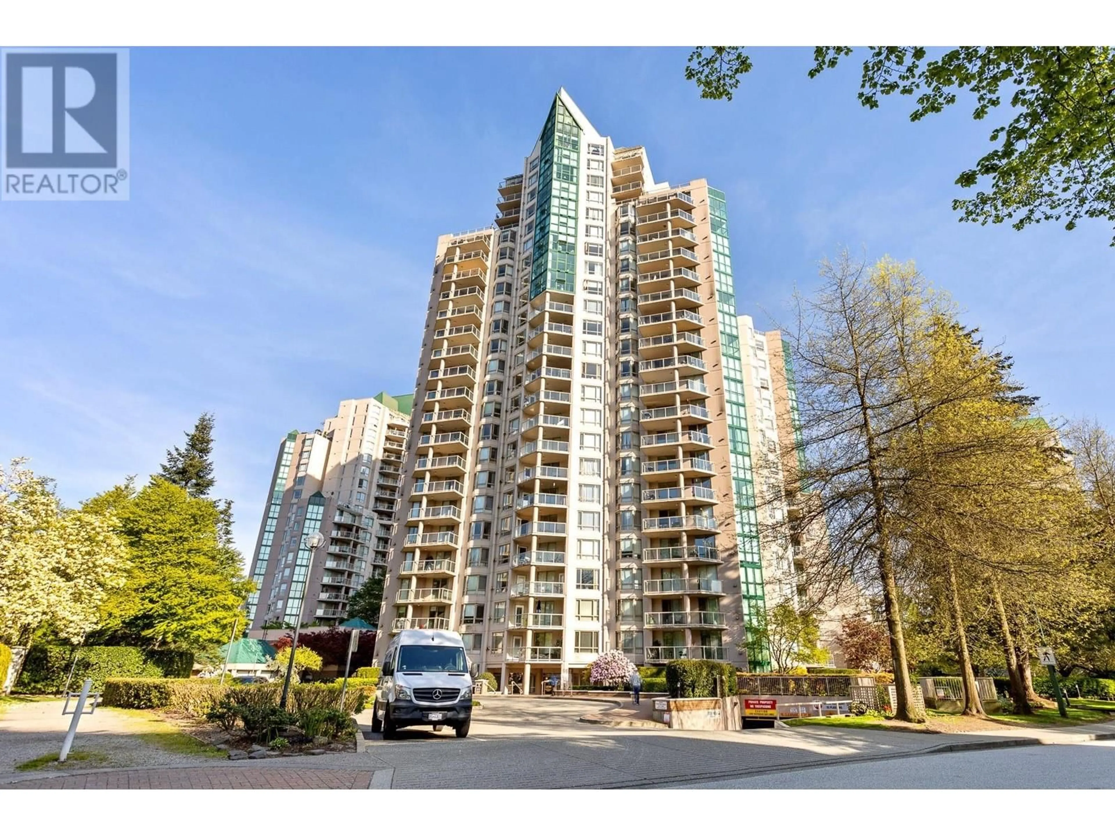 A pic from outside/outdoor area/front of a property/back of a property/a pic from drone, street for 106 - 1199 EASTWOOD STREET, Coquitlam British Columbia V3B7W7
