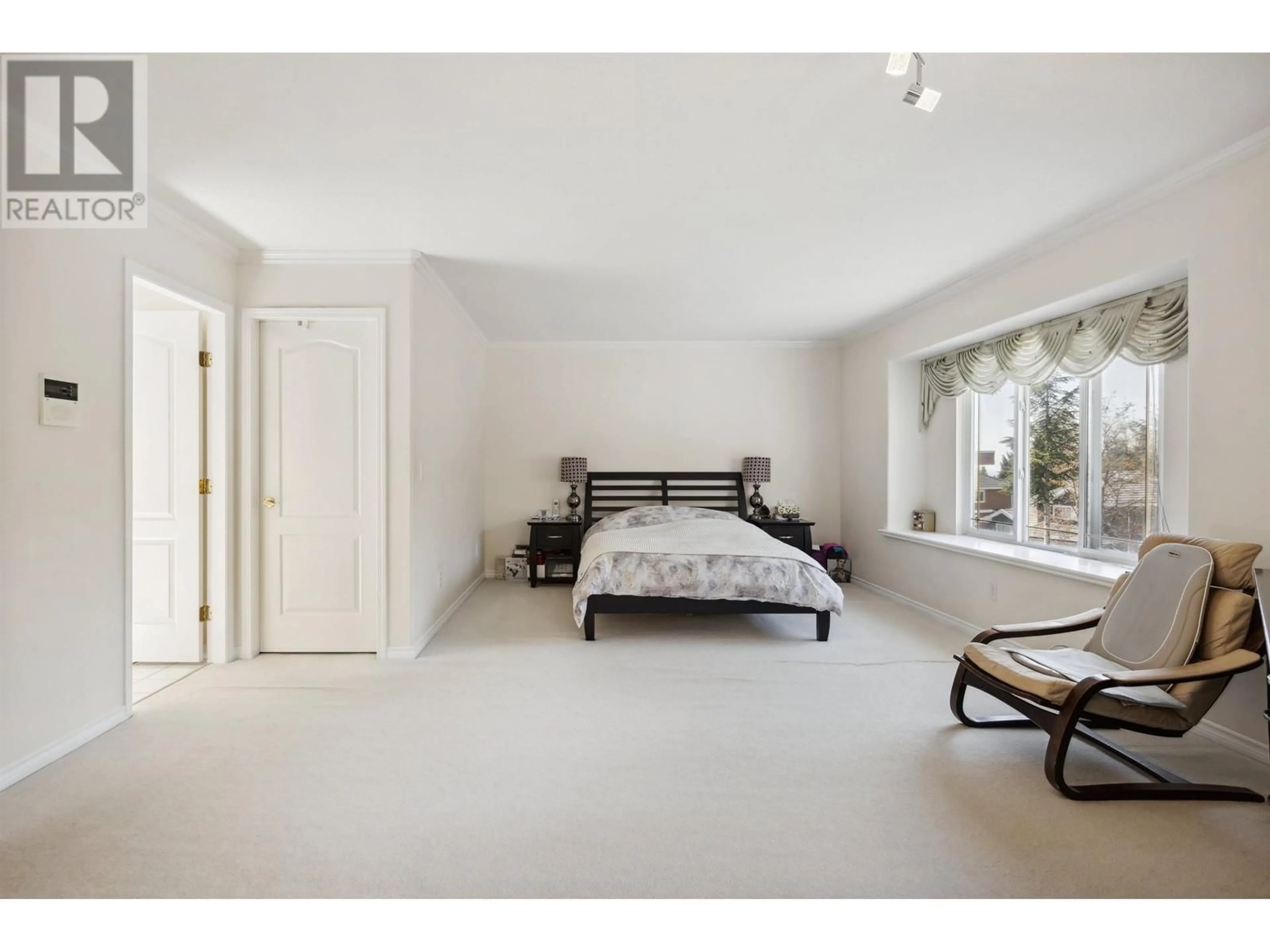 A pic of a room for 2525 SAPPHIRE PLACE, Coquitlam British Columbia V3E2Z1