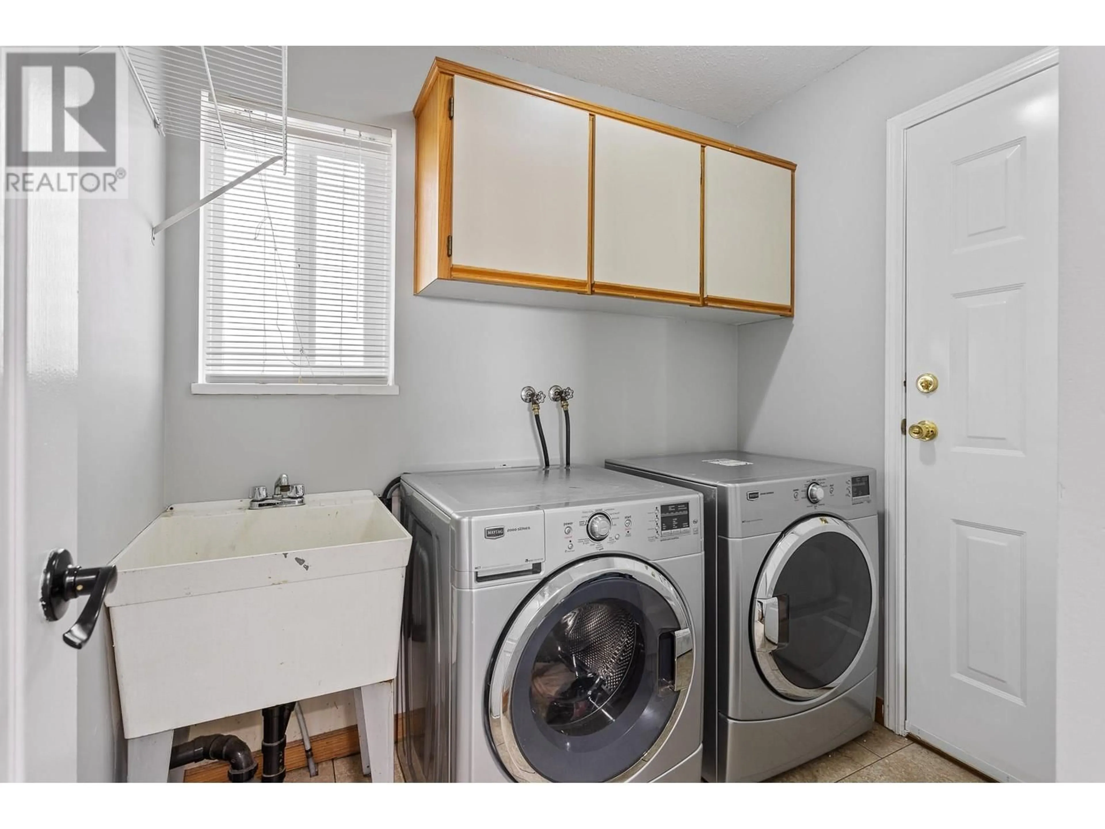 Laundry room for 1252 GATEWAY PLACE, Port Coquitlam British Columbia V3C5X4