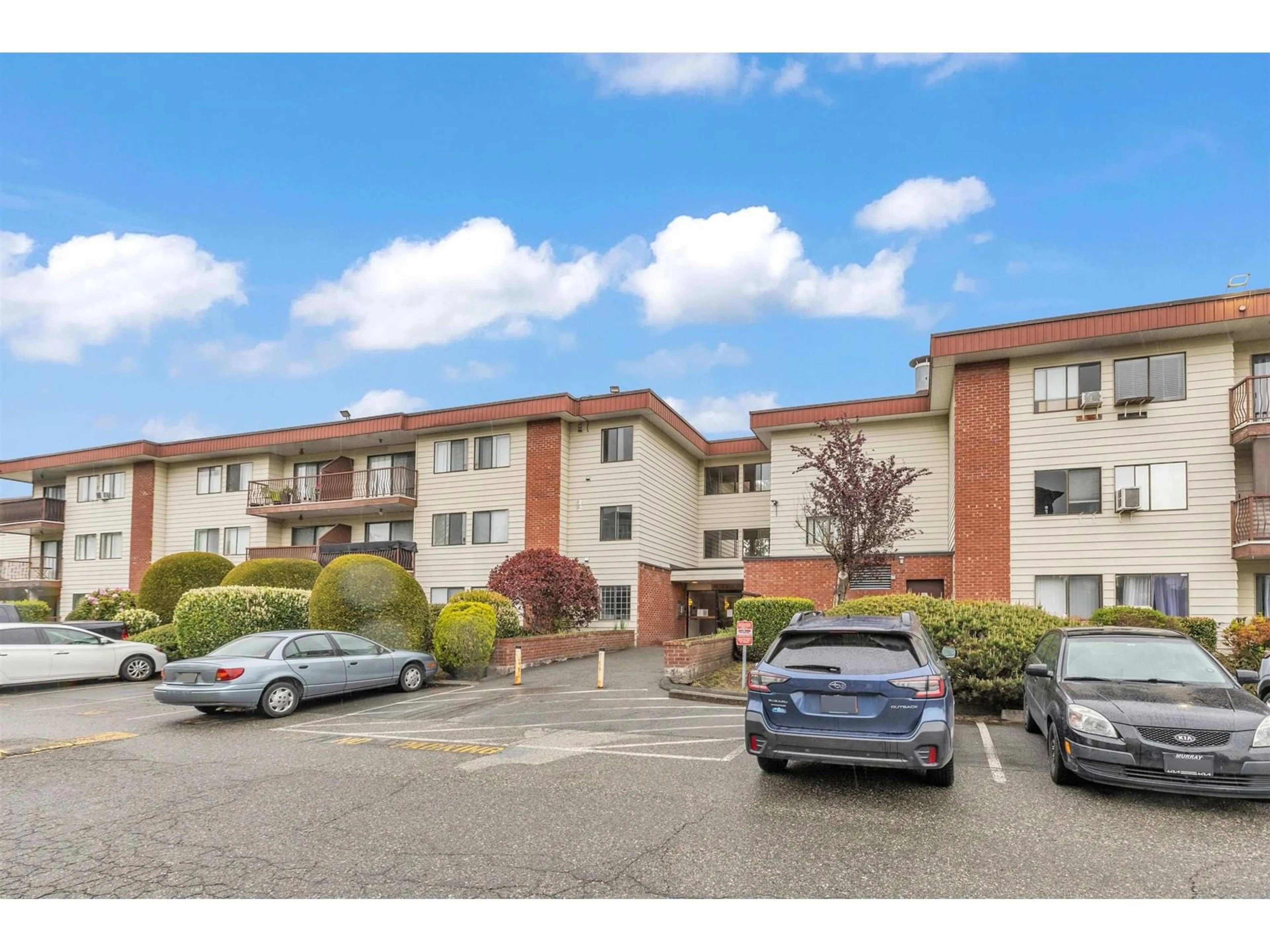 Unknown for 108 - 1909 SALTON, Abbotsford British Columbia V2S5B6