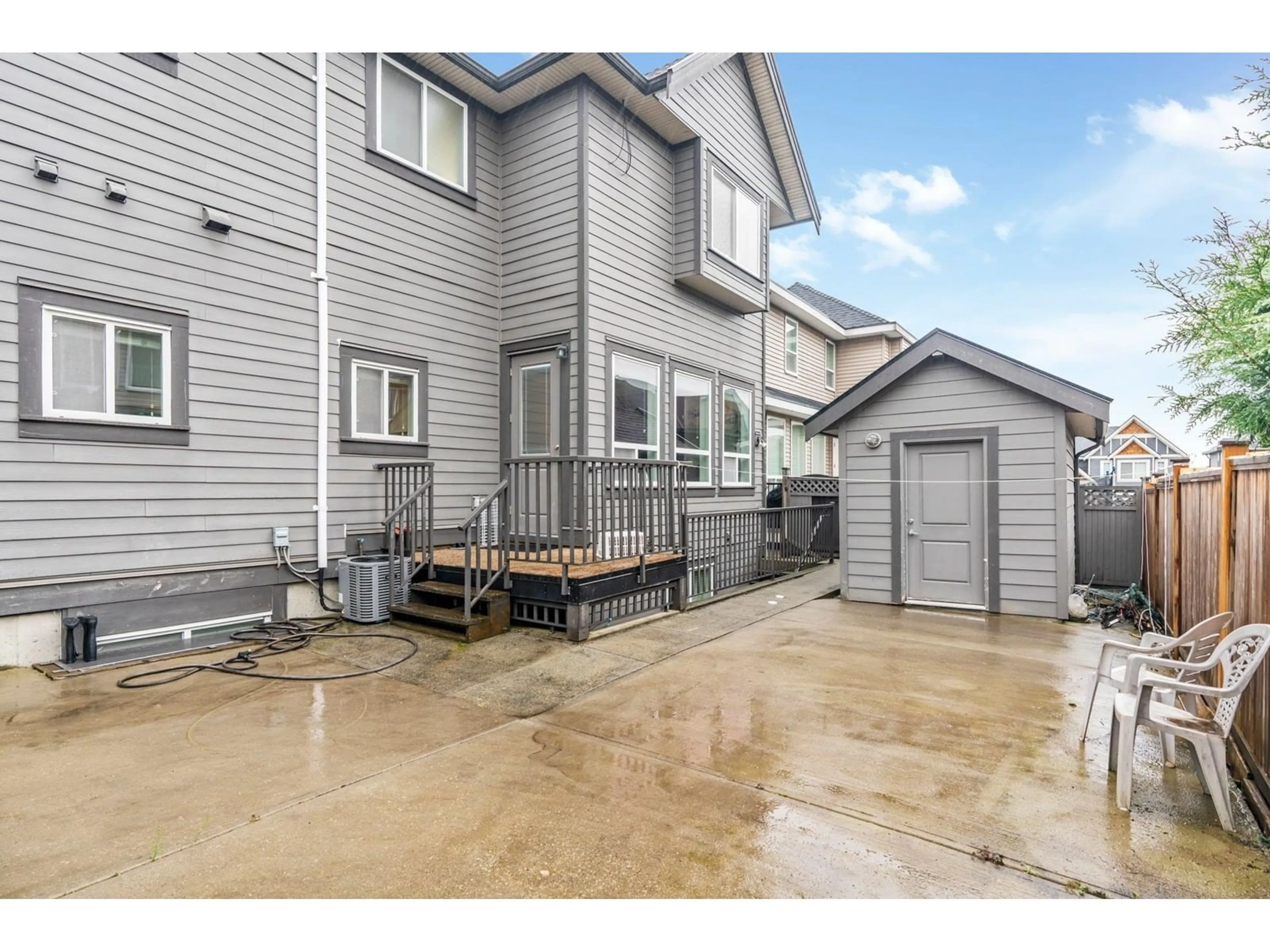 Unknown for 14856 70B, Surrey British Columbia V3S2X3