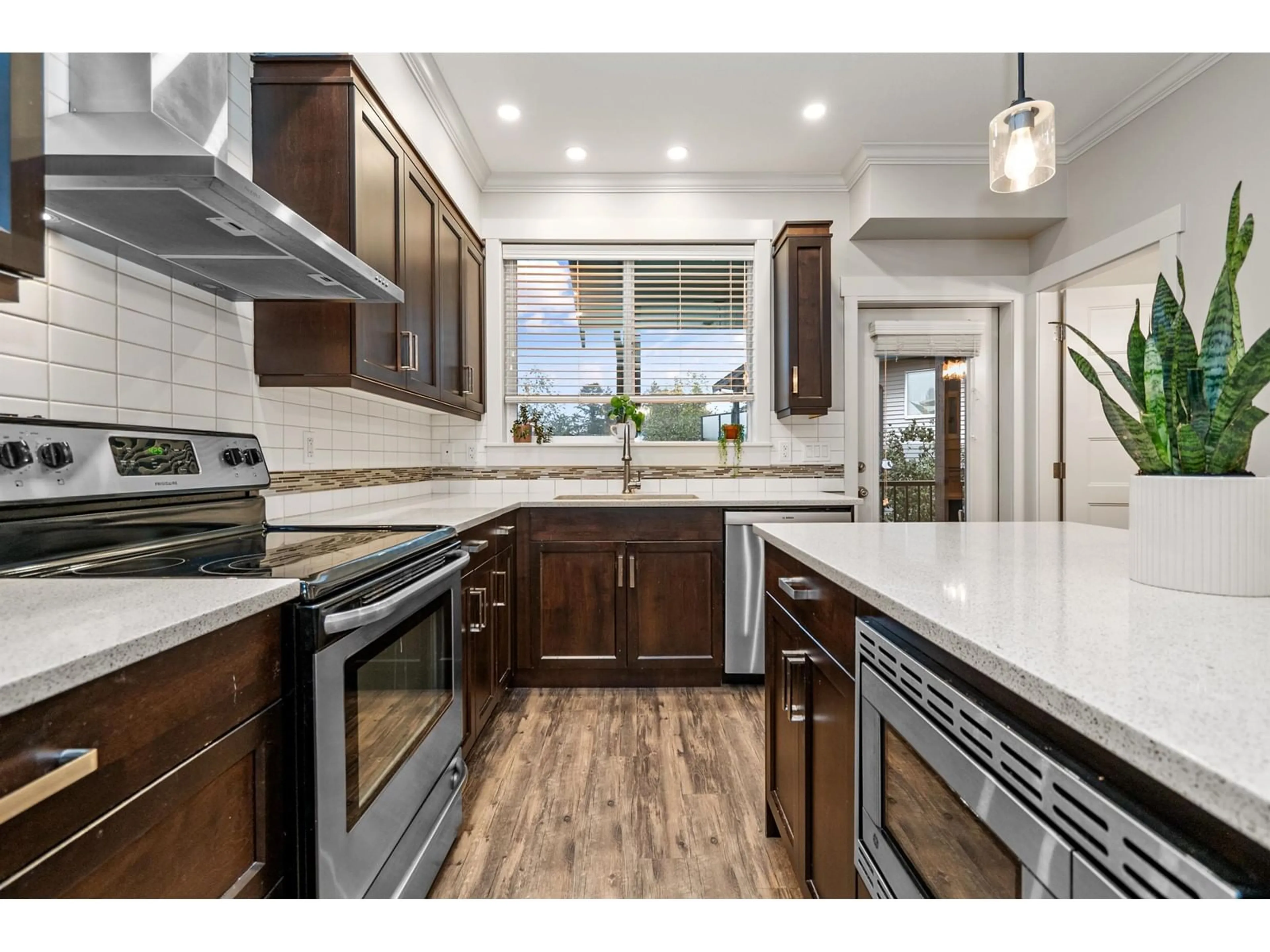 Open concept kitchen, ceramic/tile floor for 21 - 5756 PROMONTORY ROAD, Chilliwack British Columbia V2R0V8