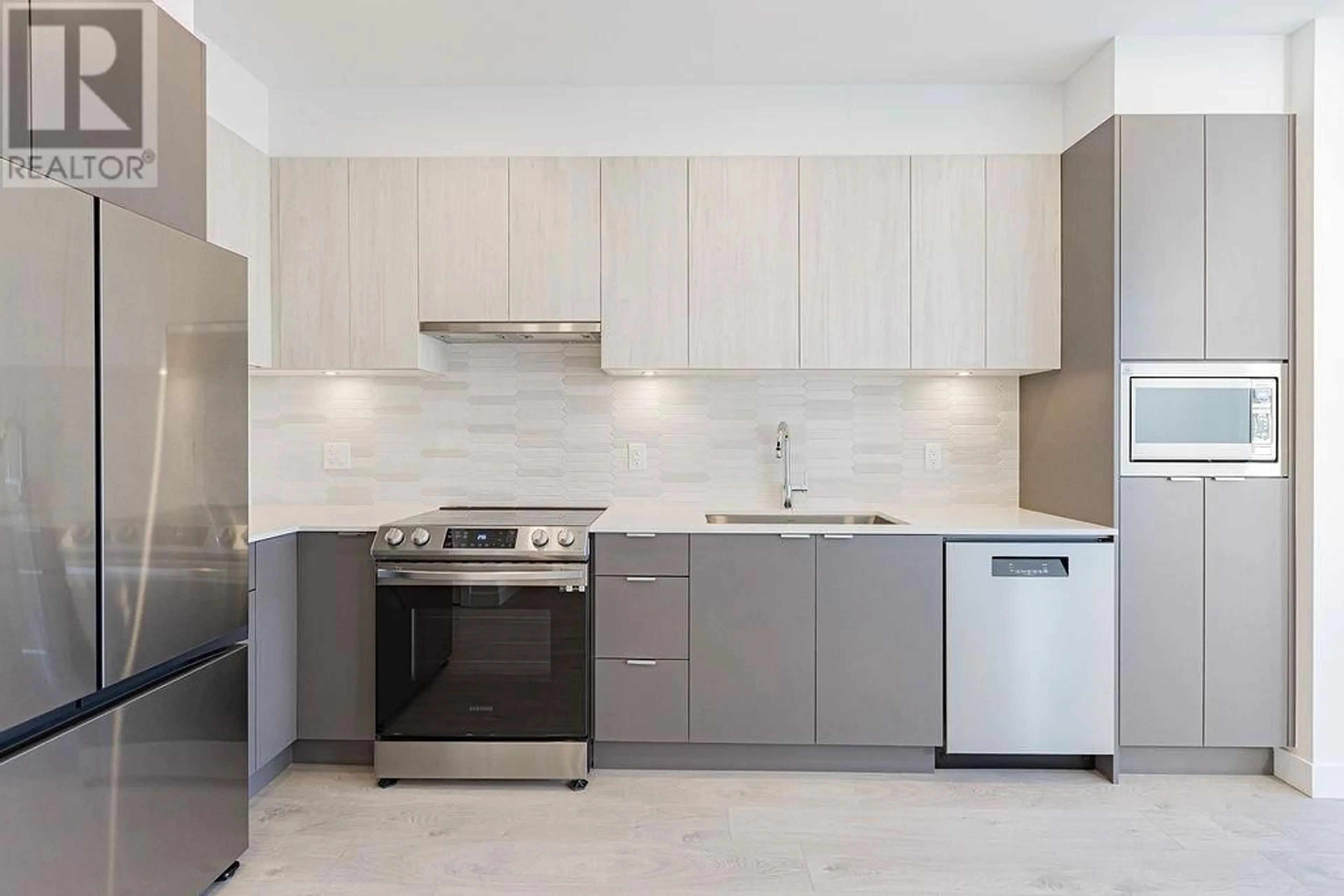 Standard kitchen, unknown for 616 - 2499 RABBIT DRIVE, Tsawwassen British Columbia V4M0G4