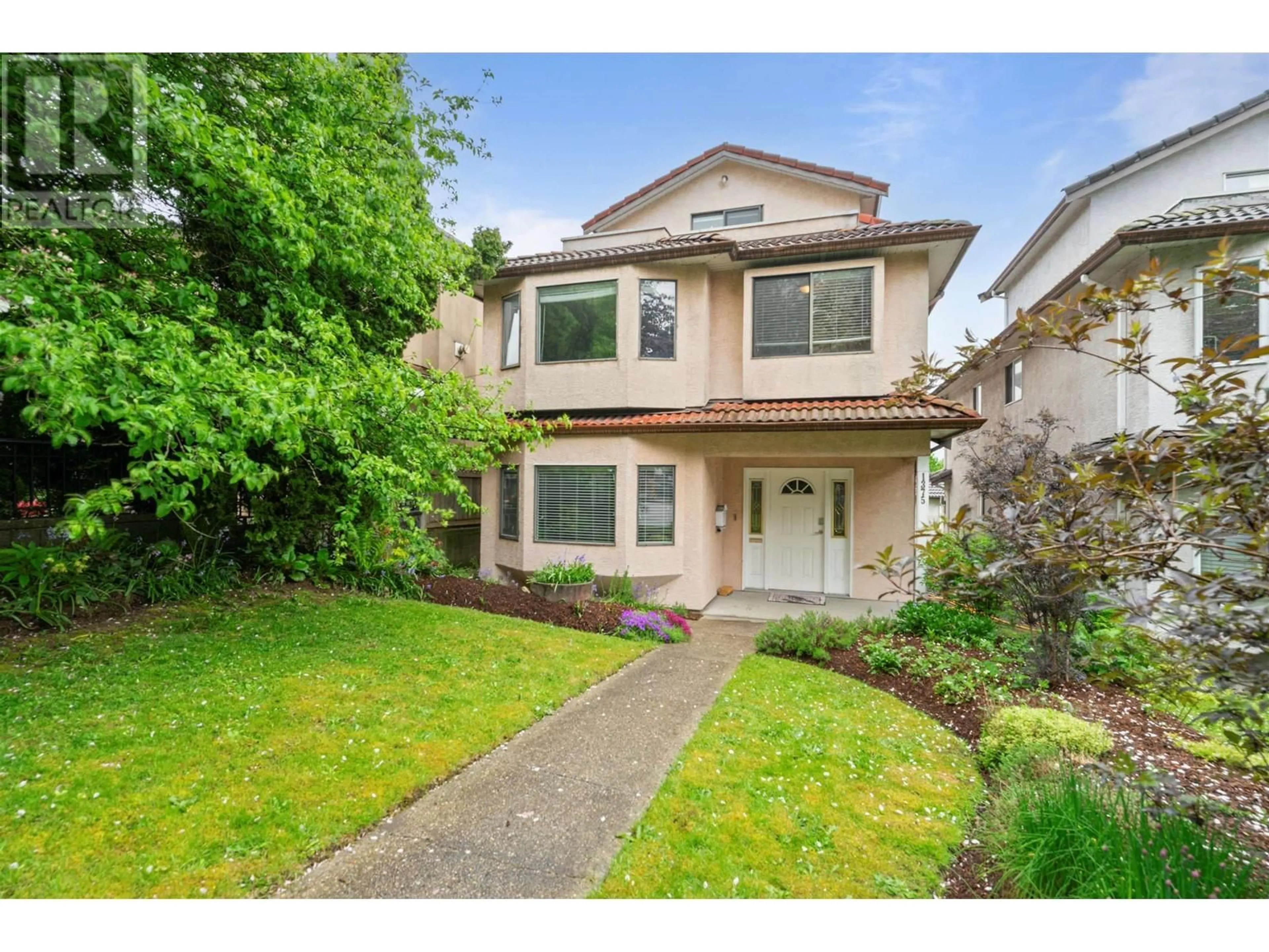 Unknown for 1375 18TH AVENUE, Vancouver British Columbia V5V1H5