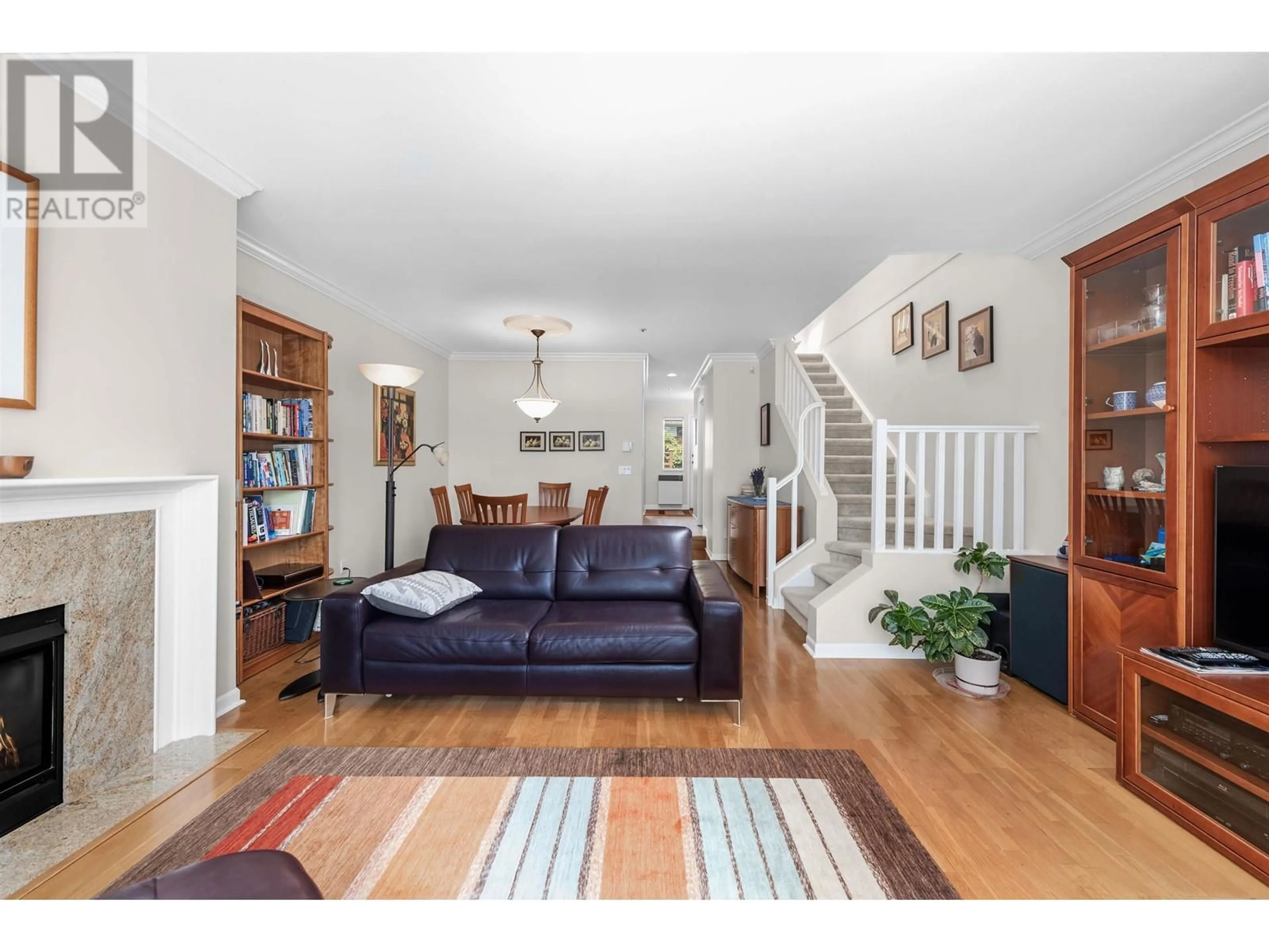 Living room with furniture, unknown for 202 - 3189 CAMOSUN STREET, Vancouver British Columbia V6R3X2