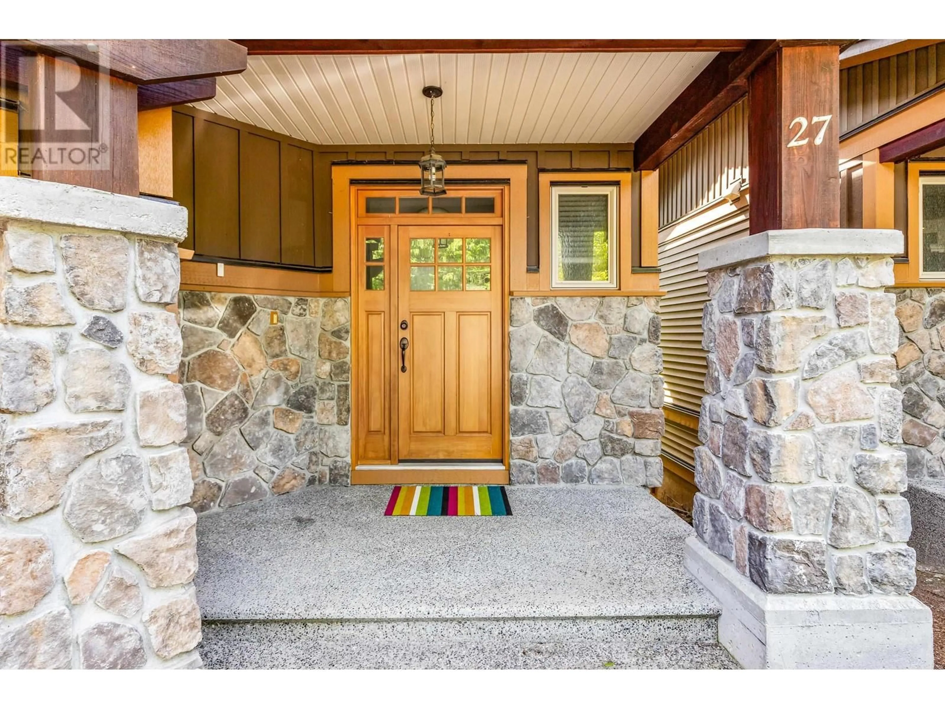 Indoor entryway for 27 - 24185 106B AVENUE, Maple Ridge British Columbia V2W0C4