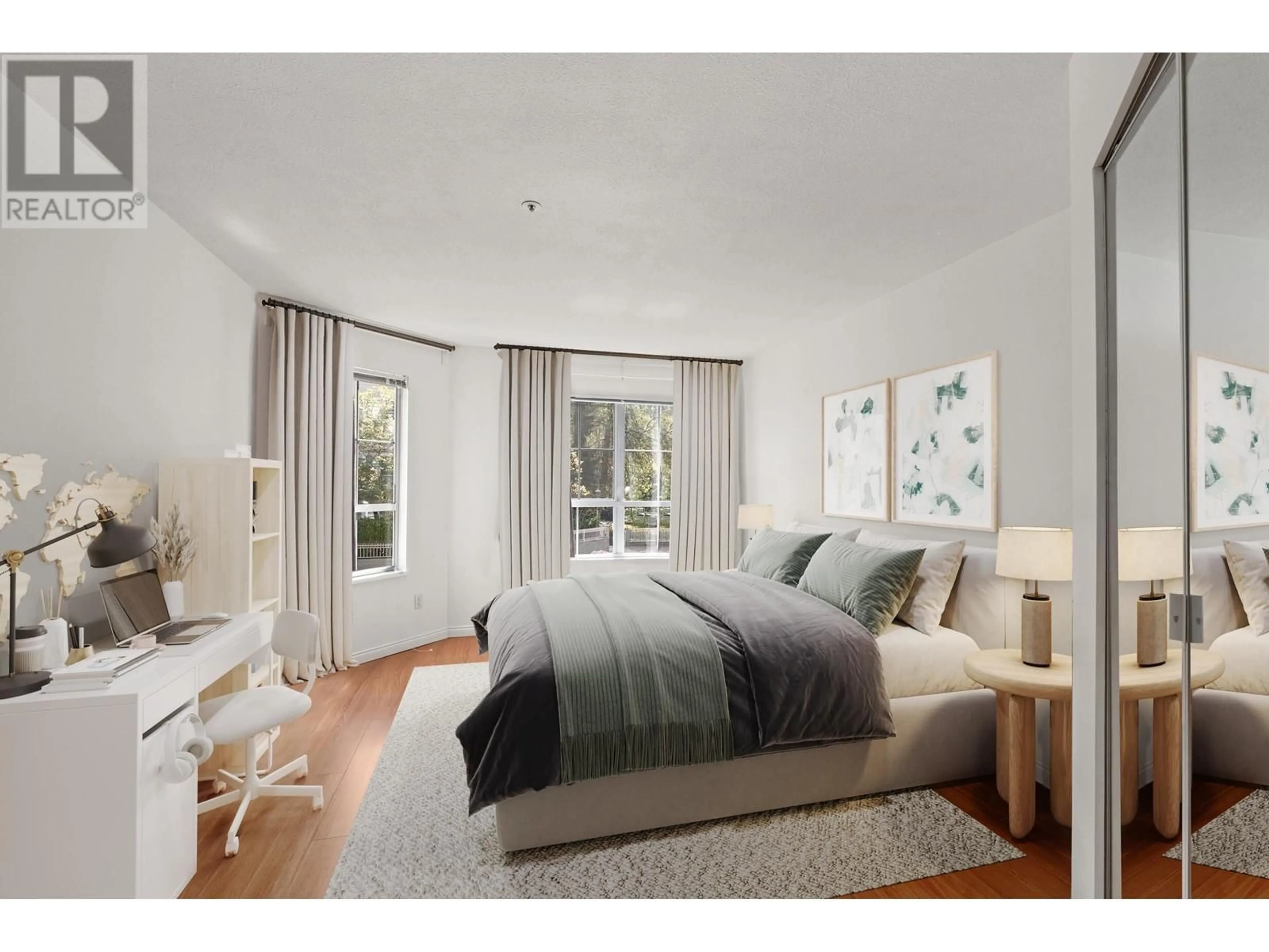 Bedroom with bed, unknown for 117 - 2960 PRINCESS CRESCENT, Coquitlam British Columbia V3B7P2