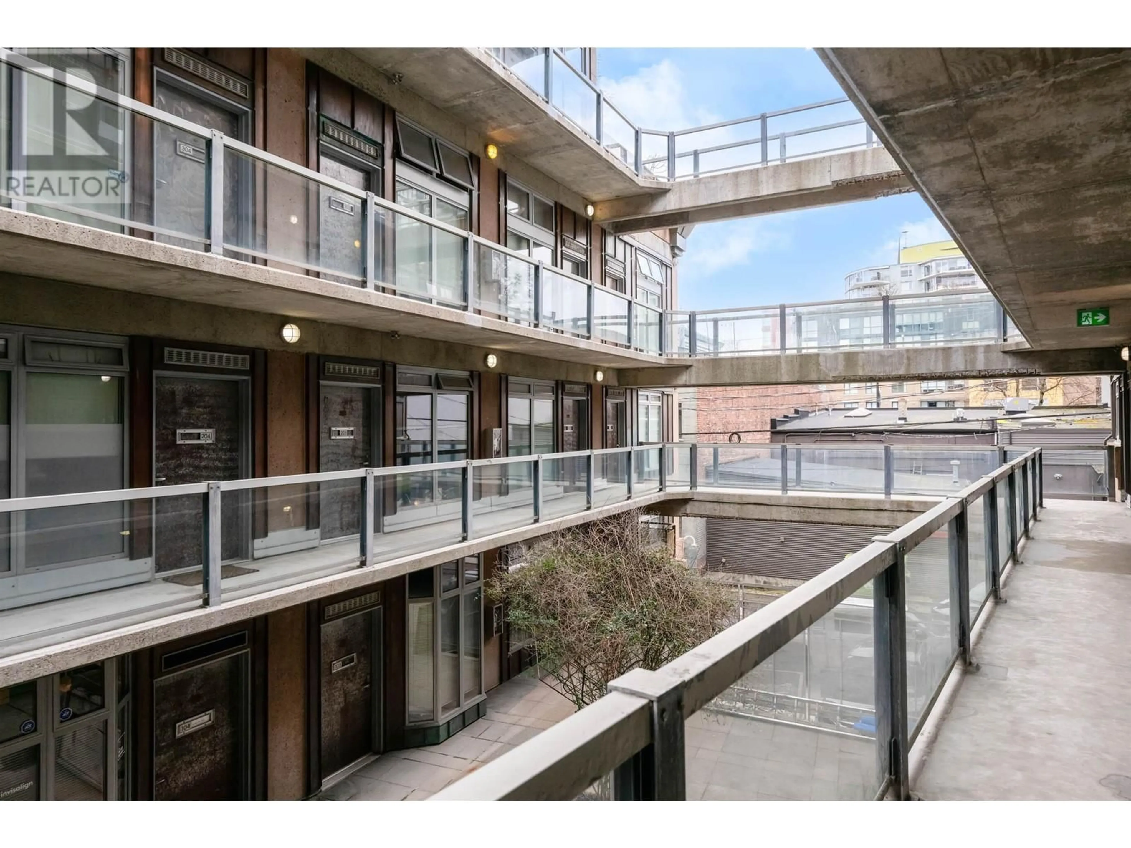 Unknown for 219 - 1529 6TH AVENUE, Vancouver British Columbia V6J1R1