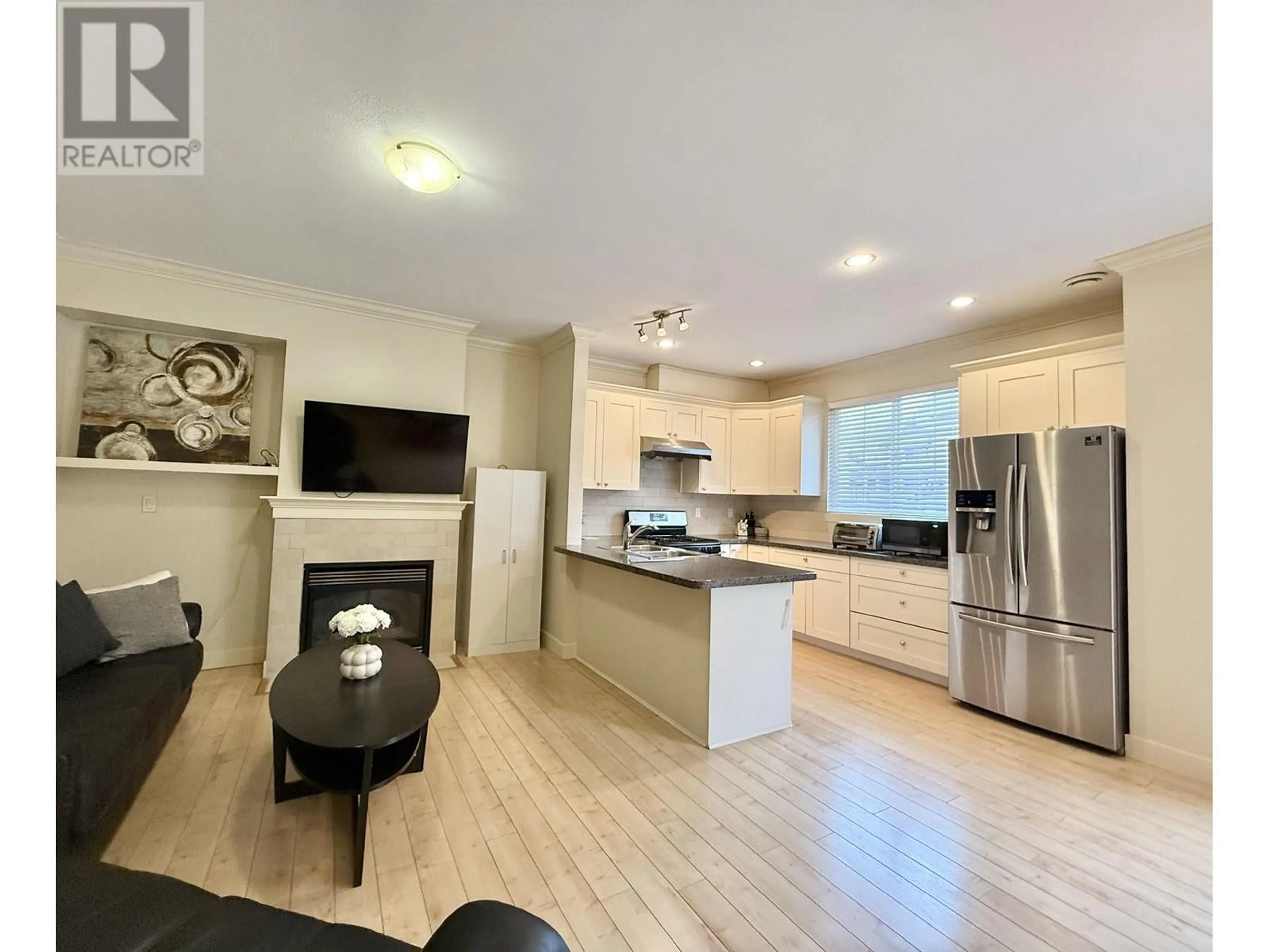 Open concept kitchen, unknown for 34 - 12251 NO 2 ROAD, Richmond British Columbia V7E0A3