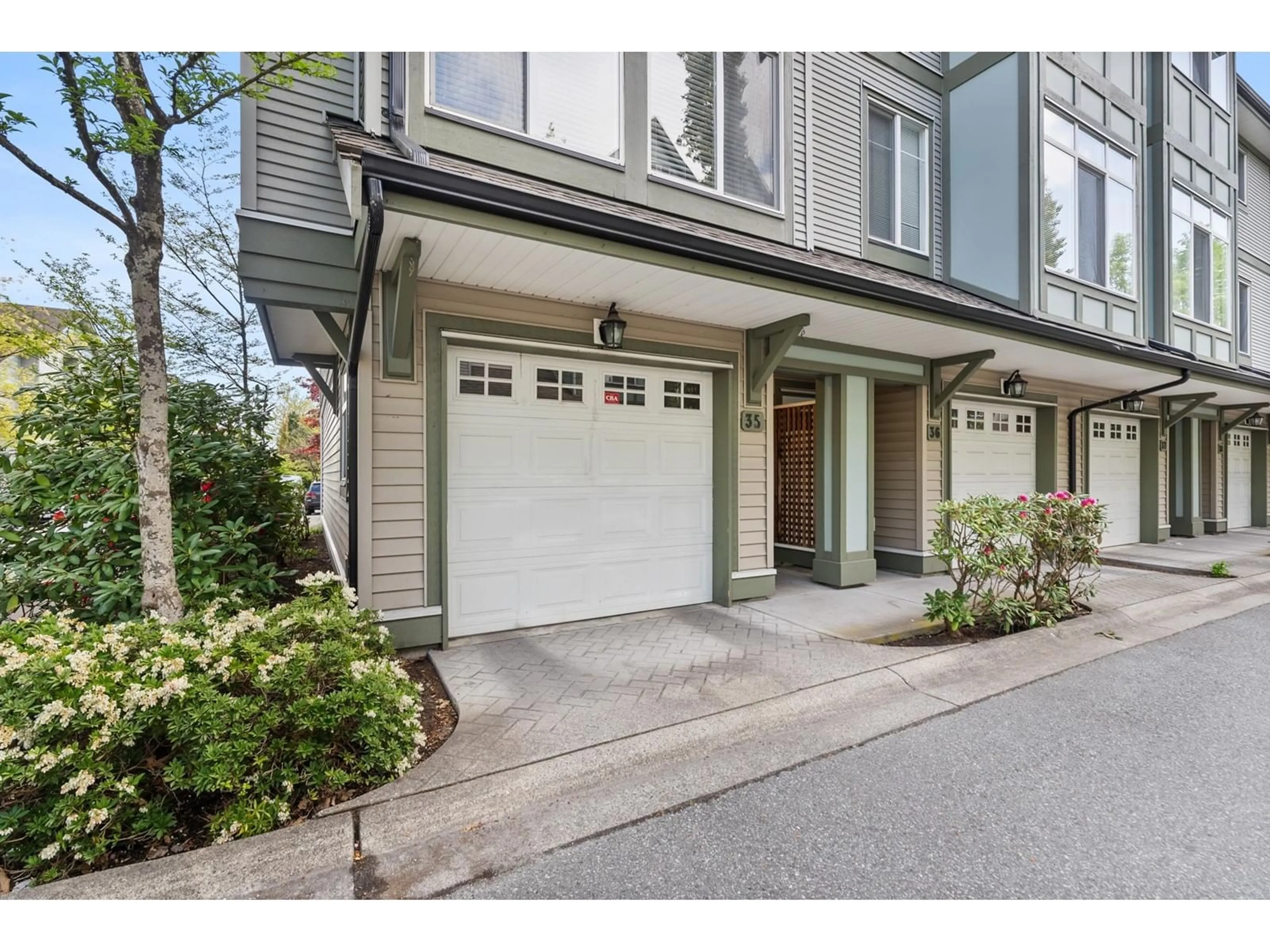 Unknown for 35 - 8726 159, Surrey British Columbia V4N0A8