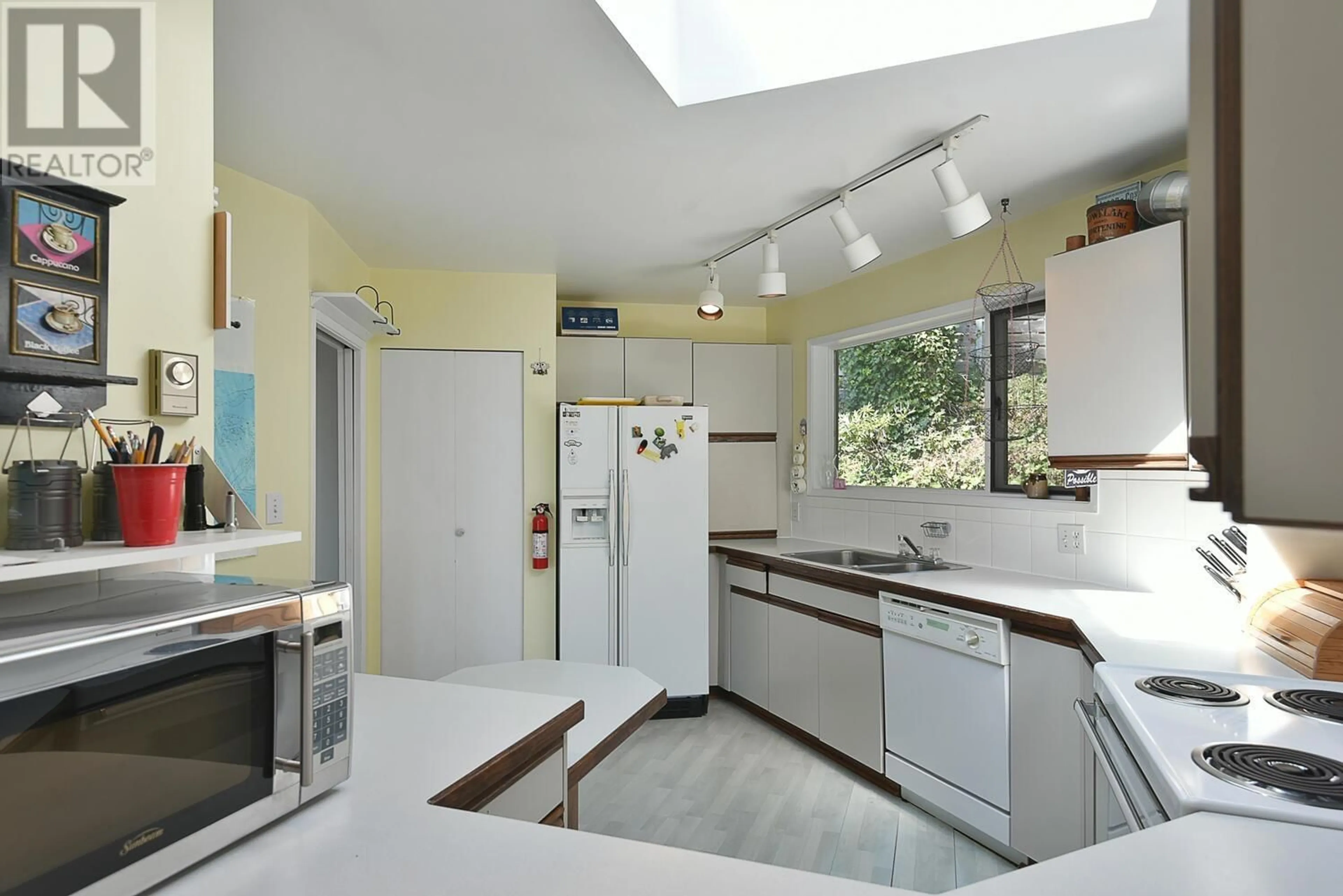 Unknown for 7297 BELLE ROAD, Sechelt British Columbia V7Z0T3