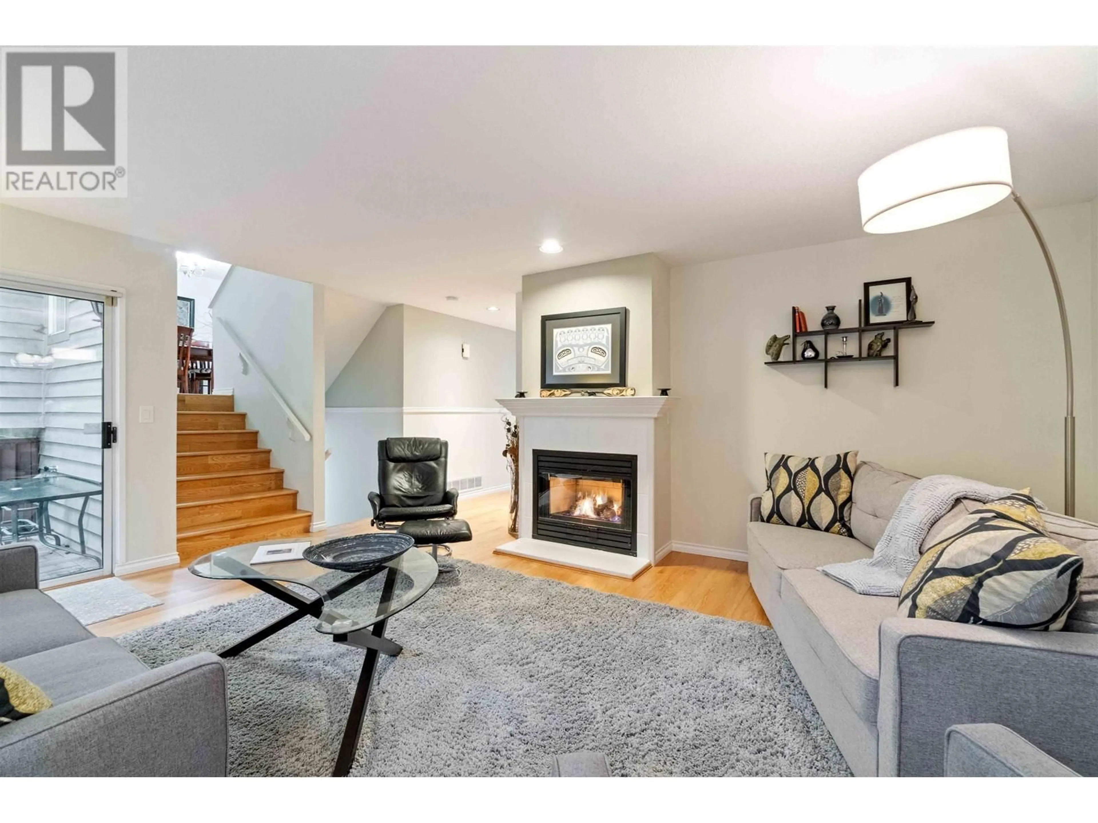 Living room with furniture, unknown for 28 DEERWOOD PLACE, Port Moody British Columbia V3H4X7