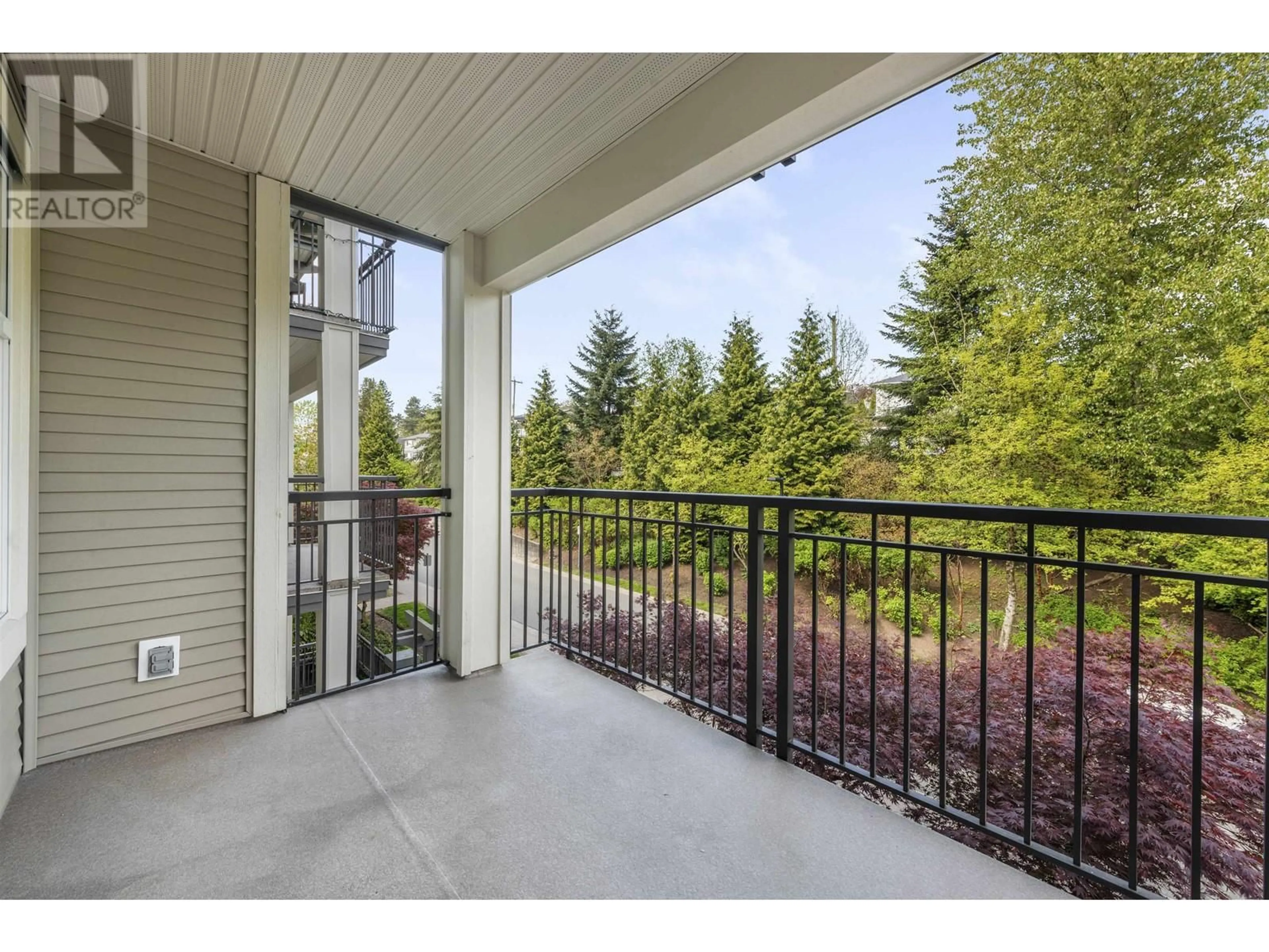 Patio, water/lake/river/ocean view for 309 - 4768 BRENTWOOD DRIVE, Burnaby British Columbia V5C0C7