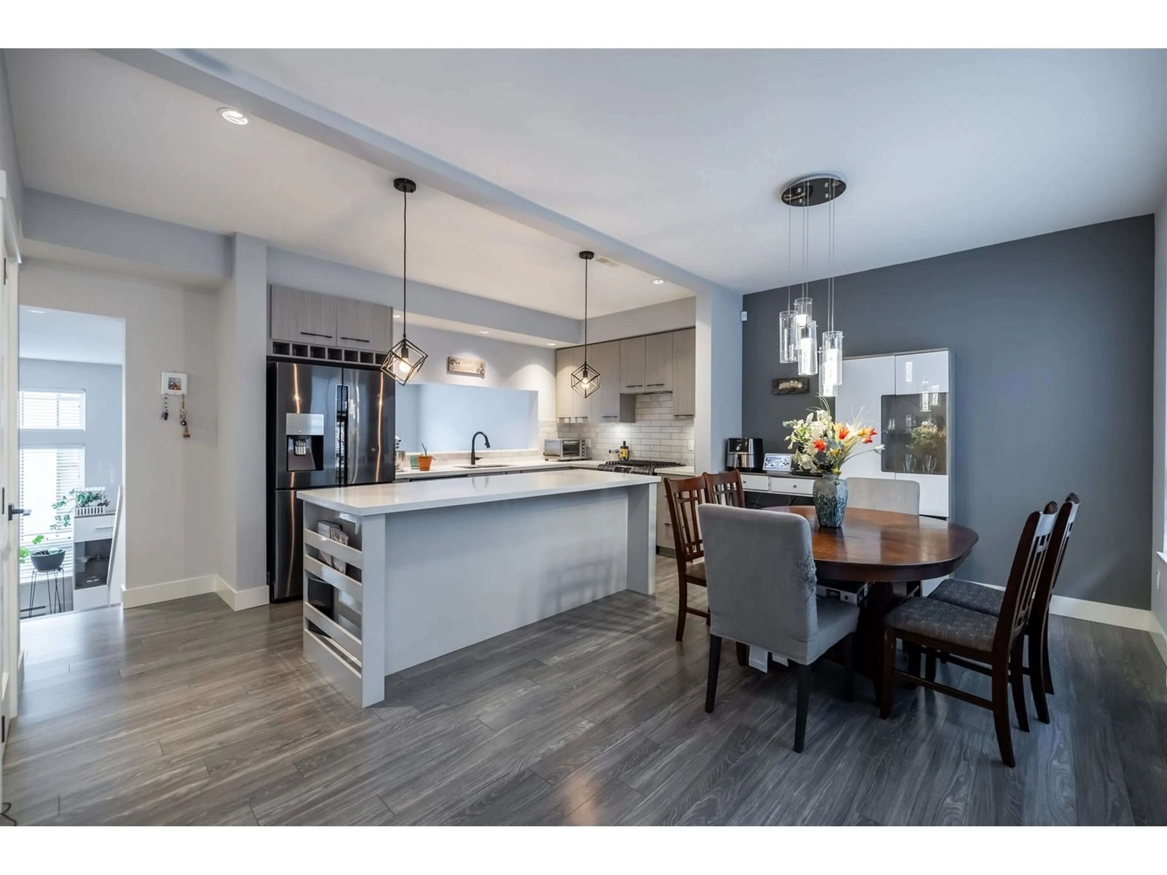 Open concept kitchen, unknown for 55 - 14058 61, Surrey British Columbia V3X0J2