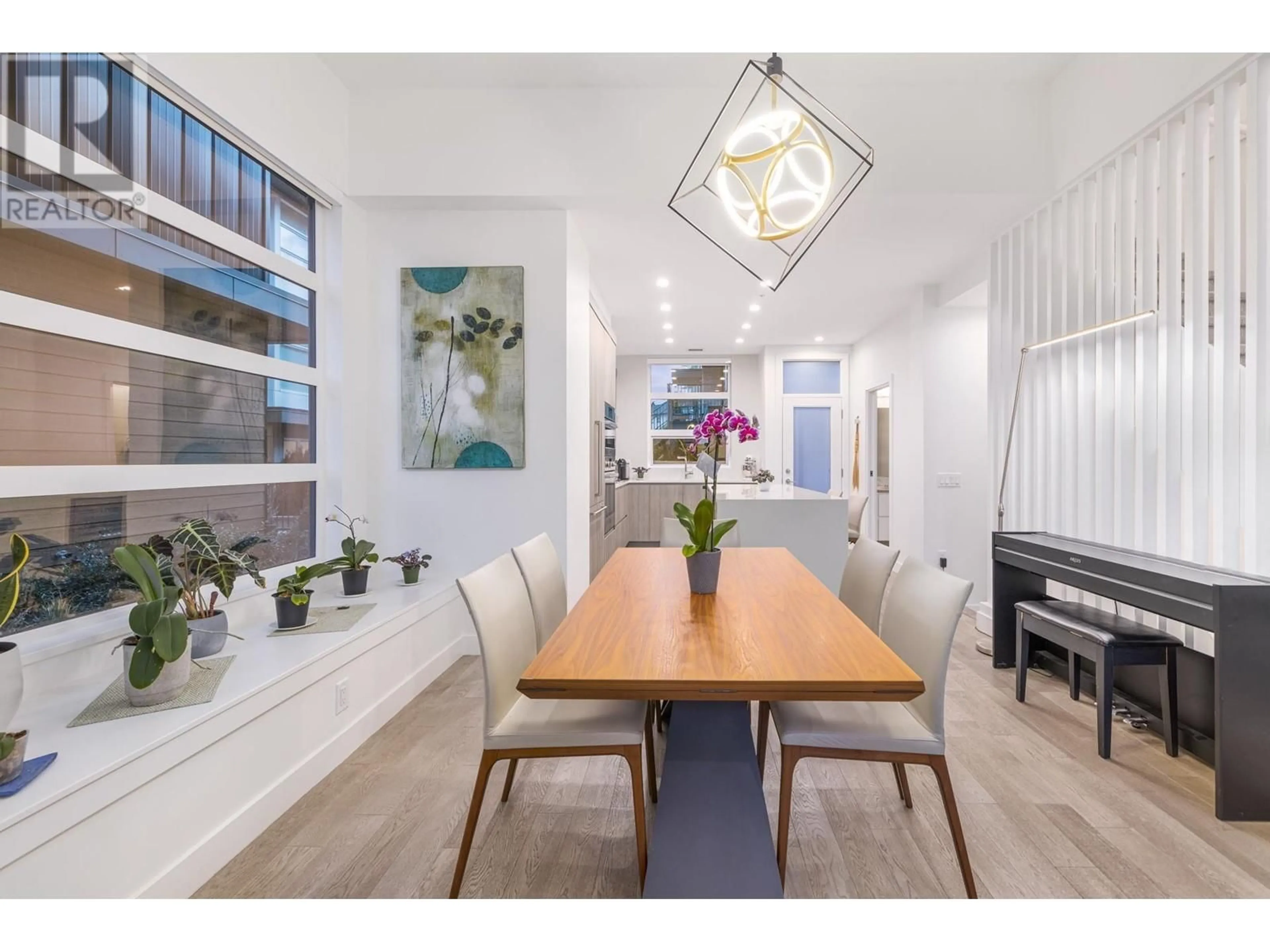Dining room, unknown for 160 - 2060 CURLING ROAD, North Vancouver British Columbia V7P0E1