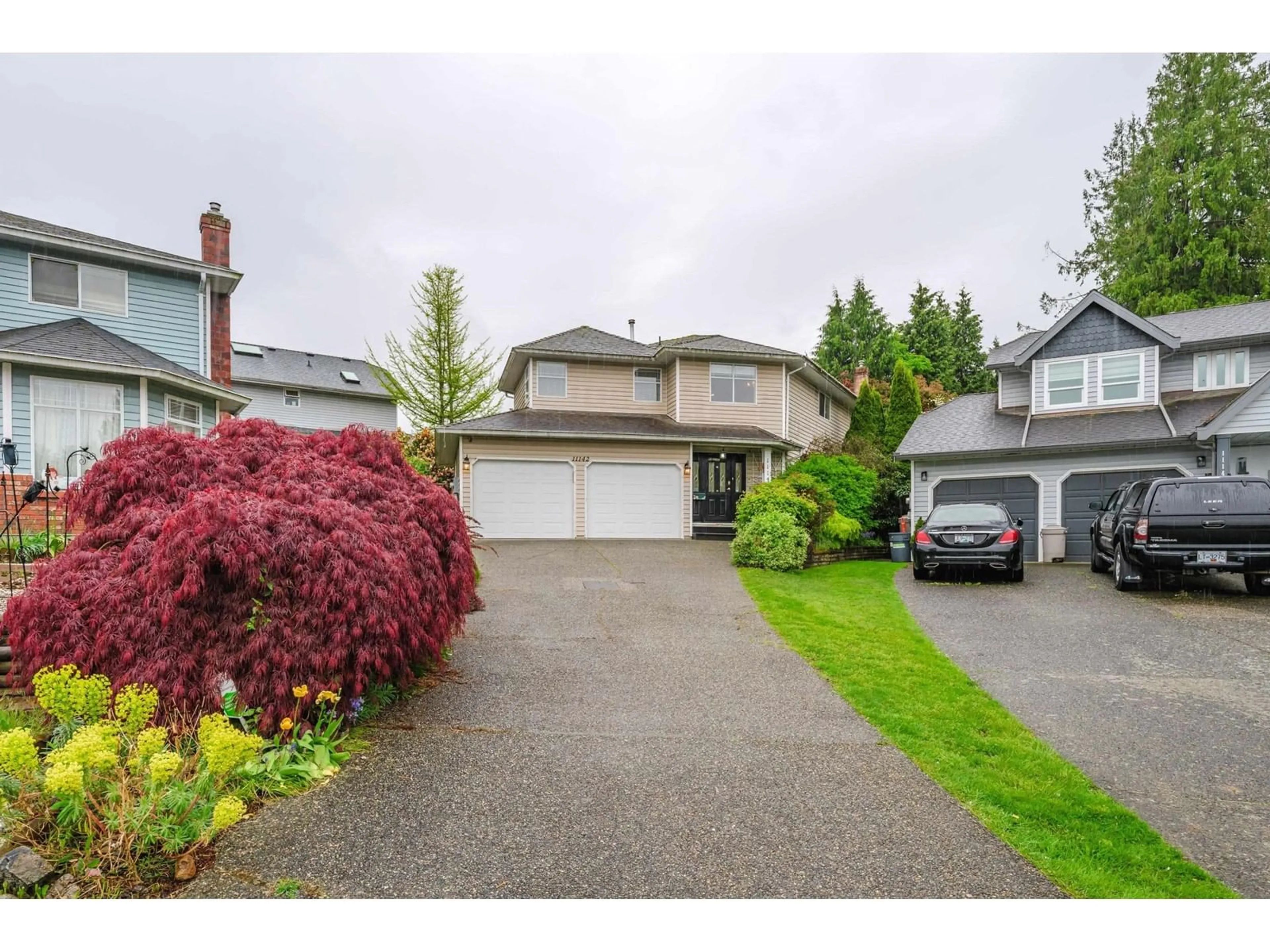 A pic from outside/outdoor area/front of a property/back of a property/a pic from drone, street for 11142 85A, Delta British Columbia V4C7C8