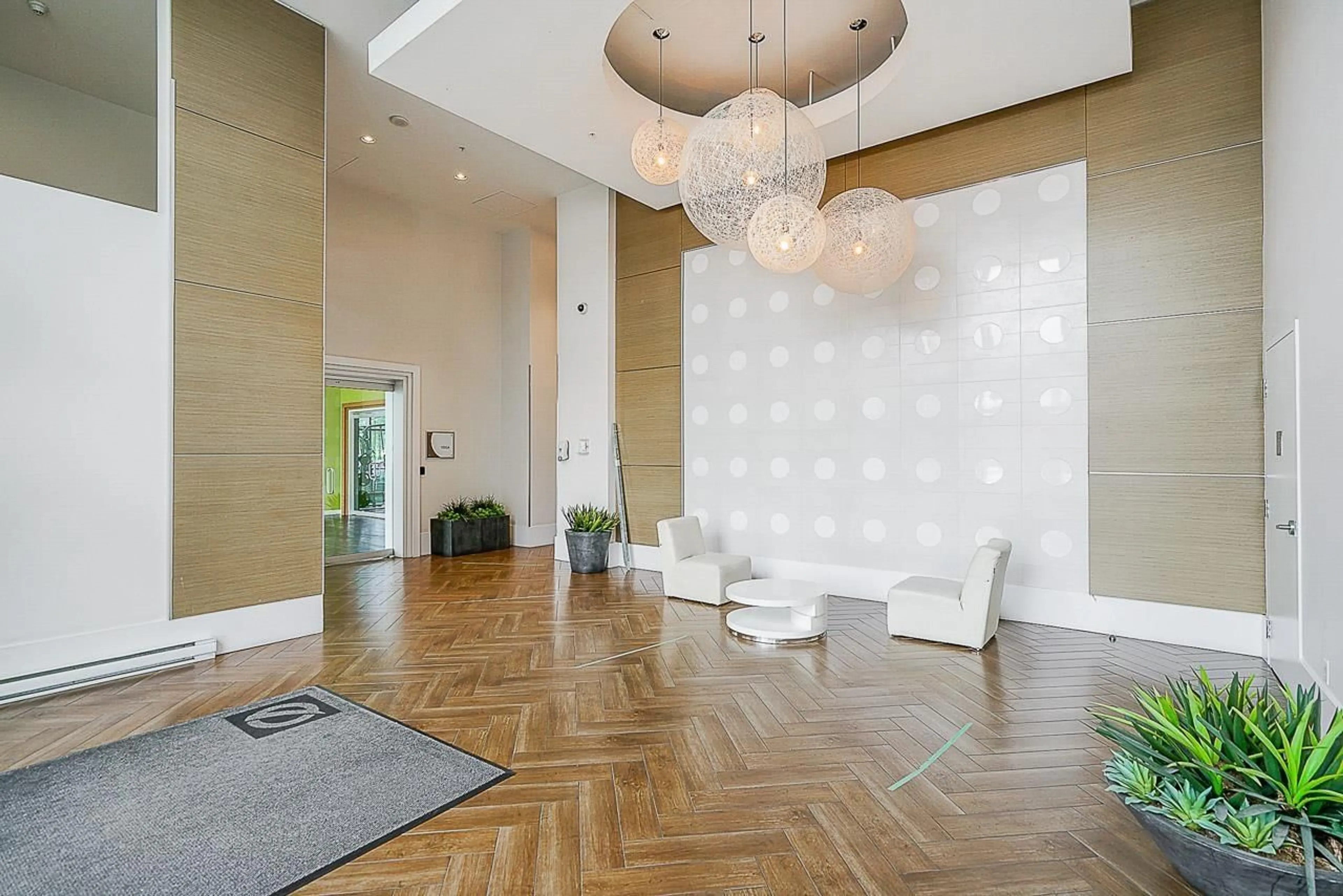 Indoor foyer for 3306 - 13688 100, Surrey British Columbia V3T0G5