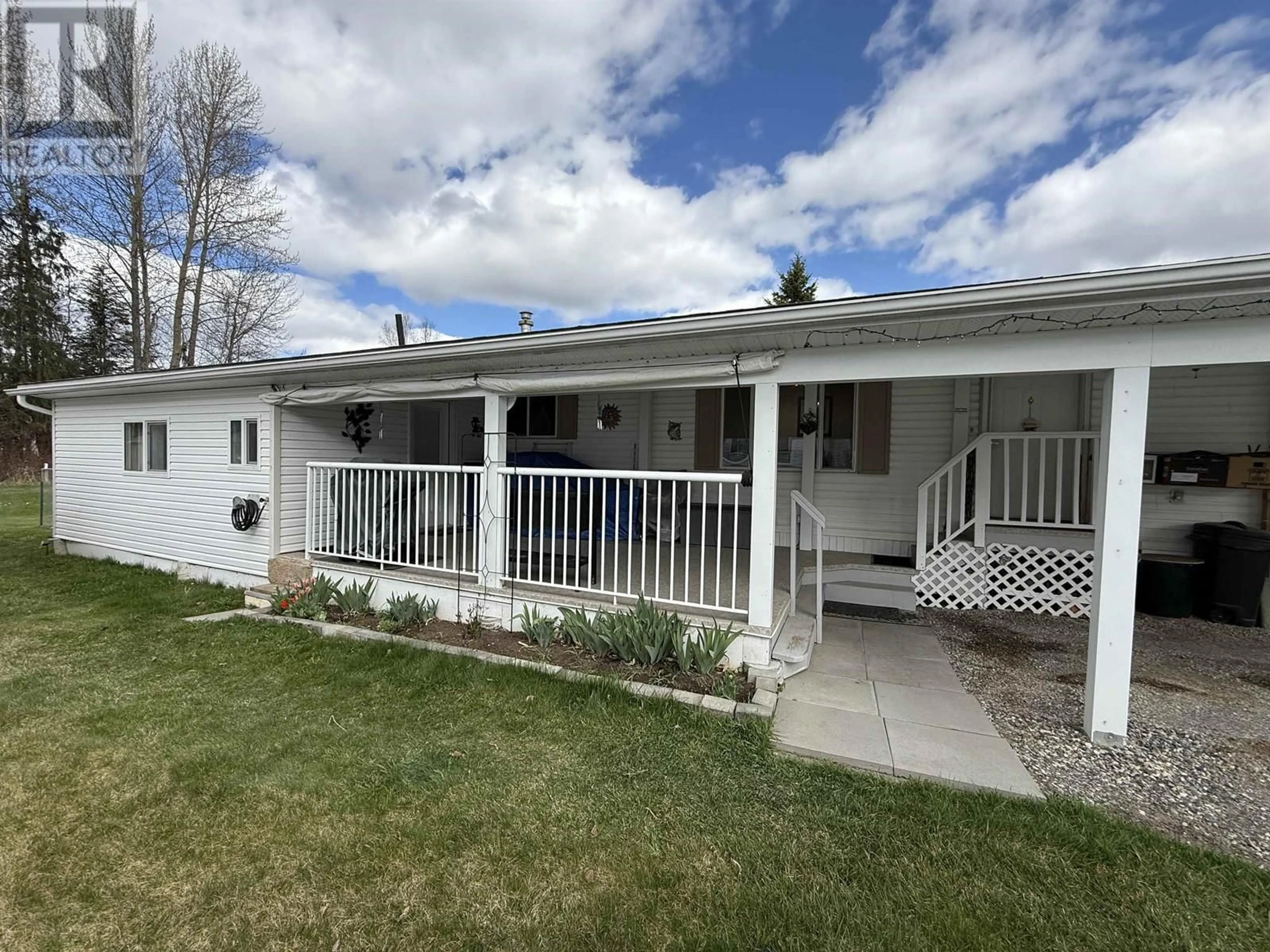 Home with vinyl exterior material, unknown for 14 - 2121 BALSAM AVENUE, Quesnel British Columbia V2J5J3