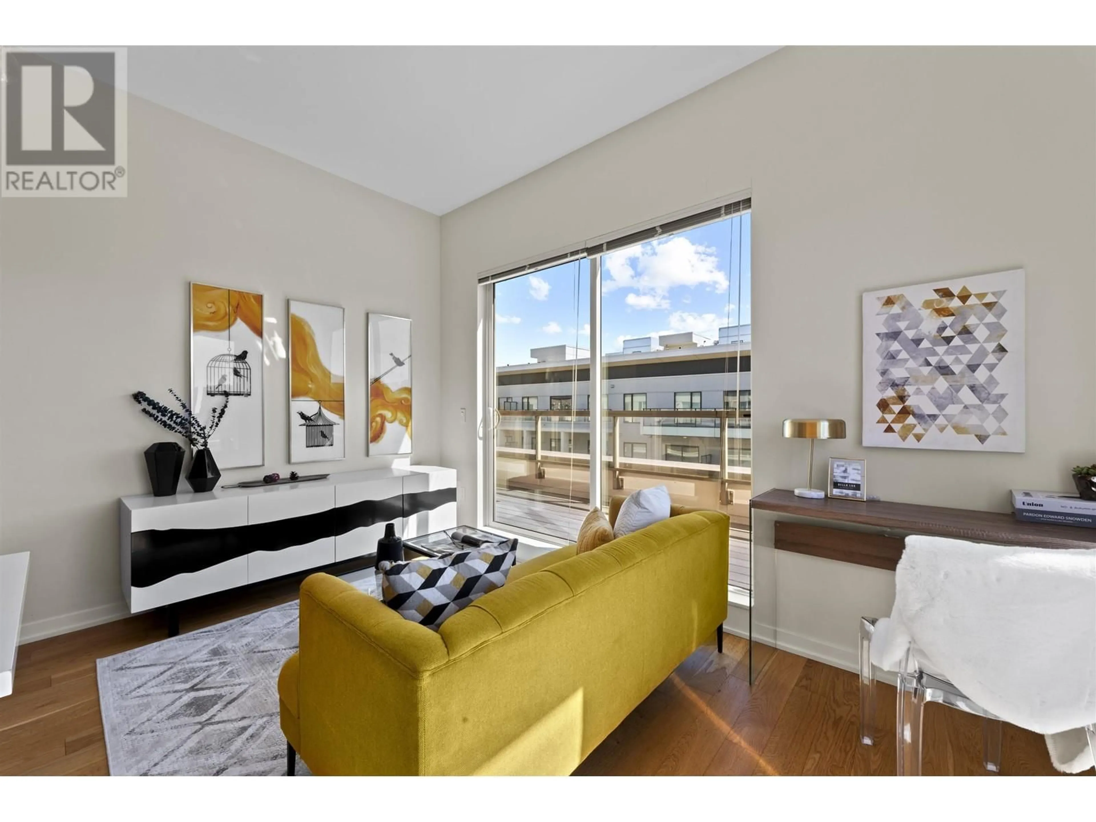 Living room with furniture, unknown for 715 - 7008 RIVER PARKWAY, Richmond British Columbia V6X0R1
