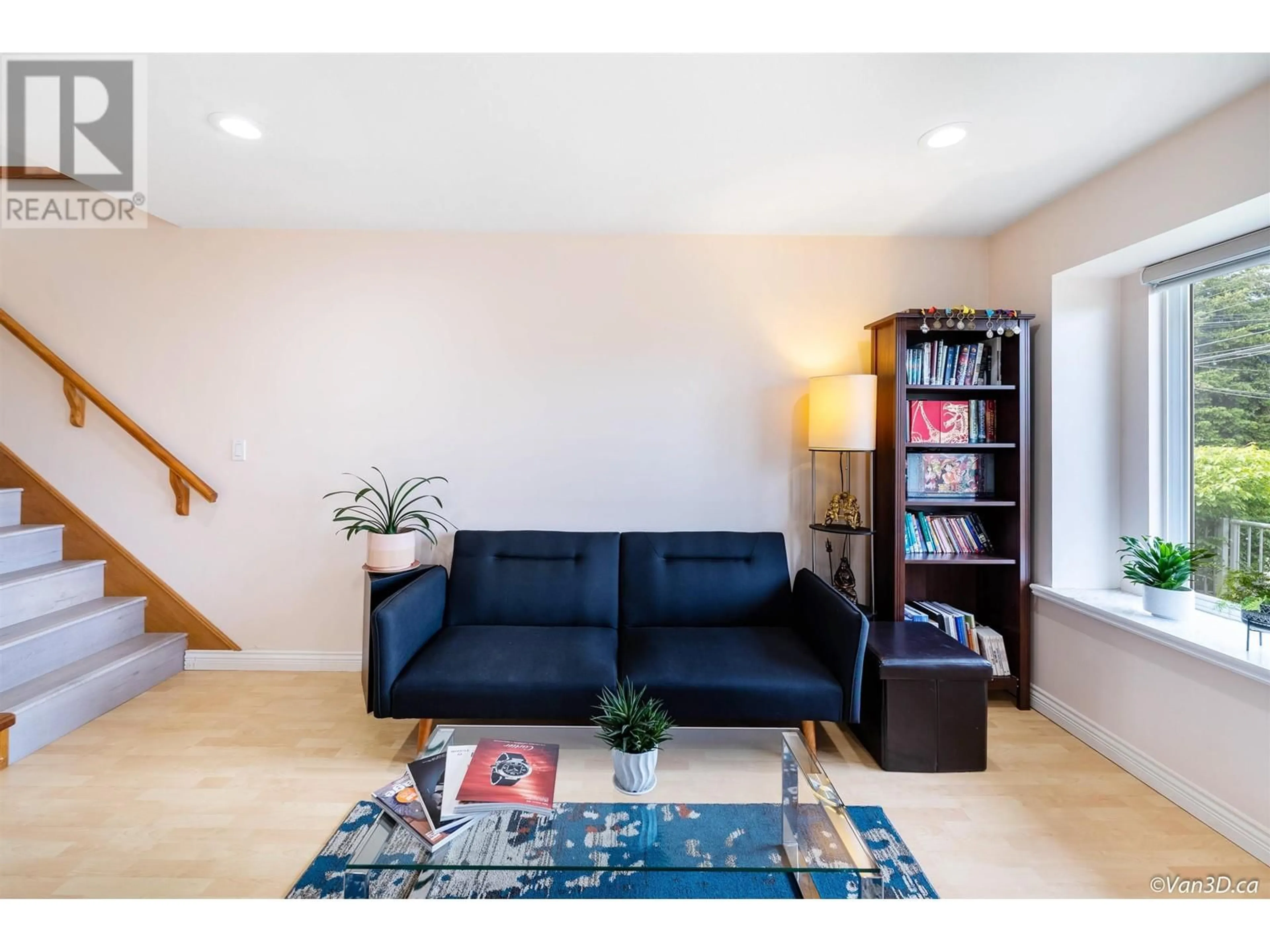 Living room with furniture, wood/laminate floor for 5422 NORFOLK STREET, Burnaby British Columbia V5G1G2