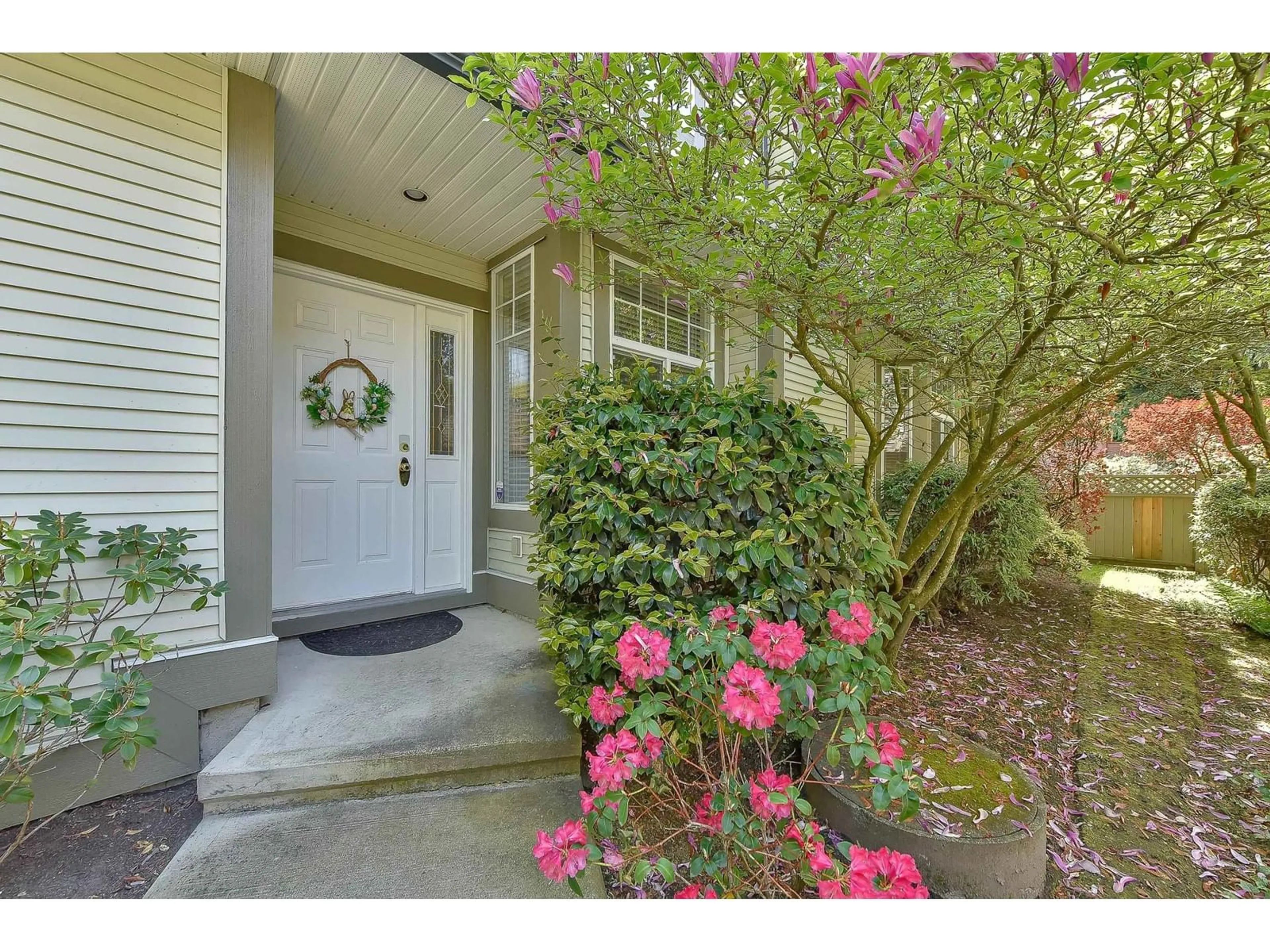Indoor entryway for #23 - 5811 122, Surrey British Columbia V3X3N5