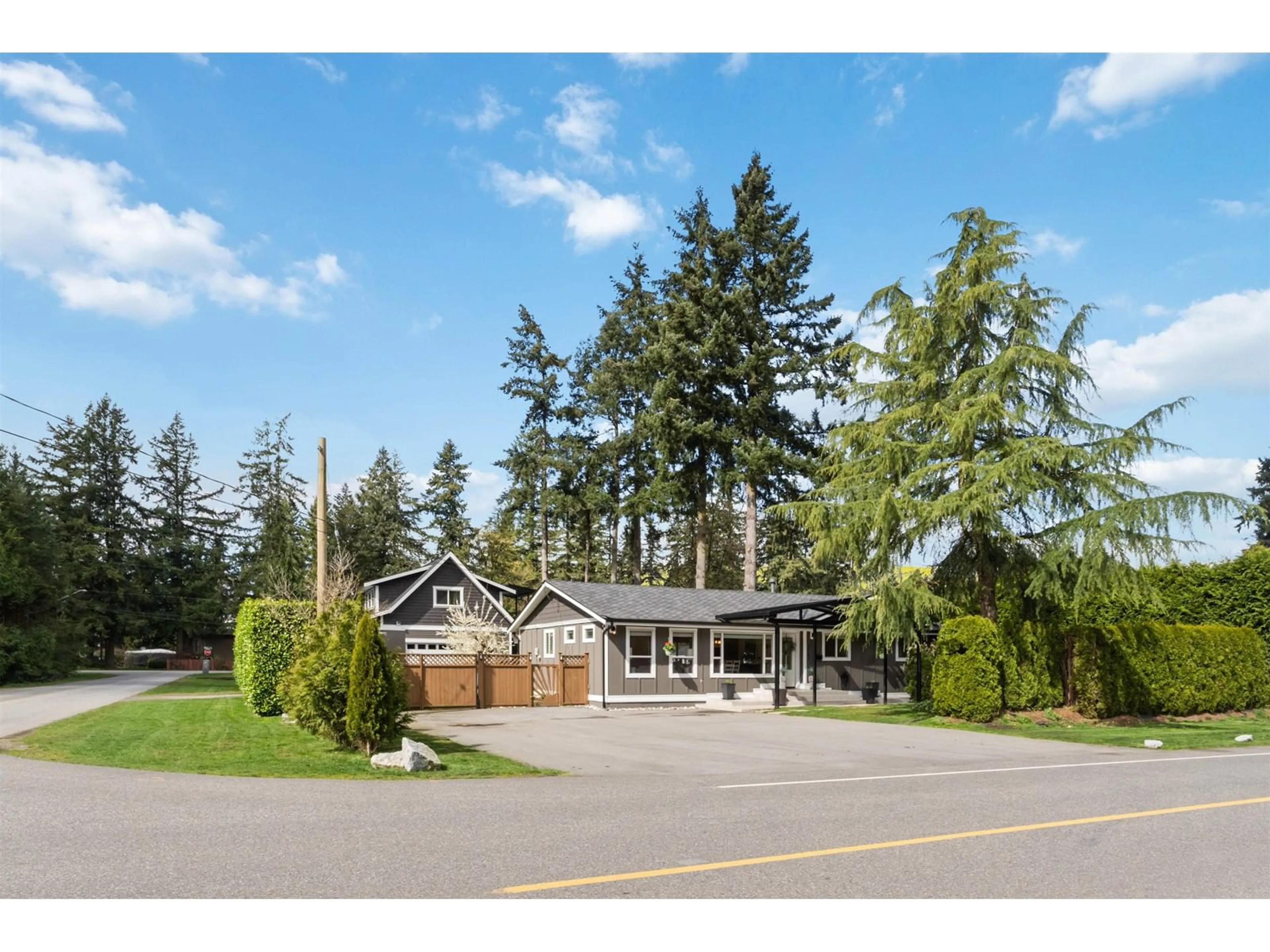 Unknown for 3763 197, Langley British Columbia V3A1B4