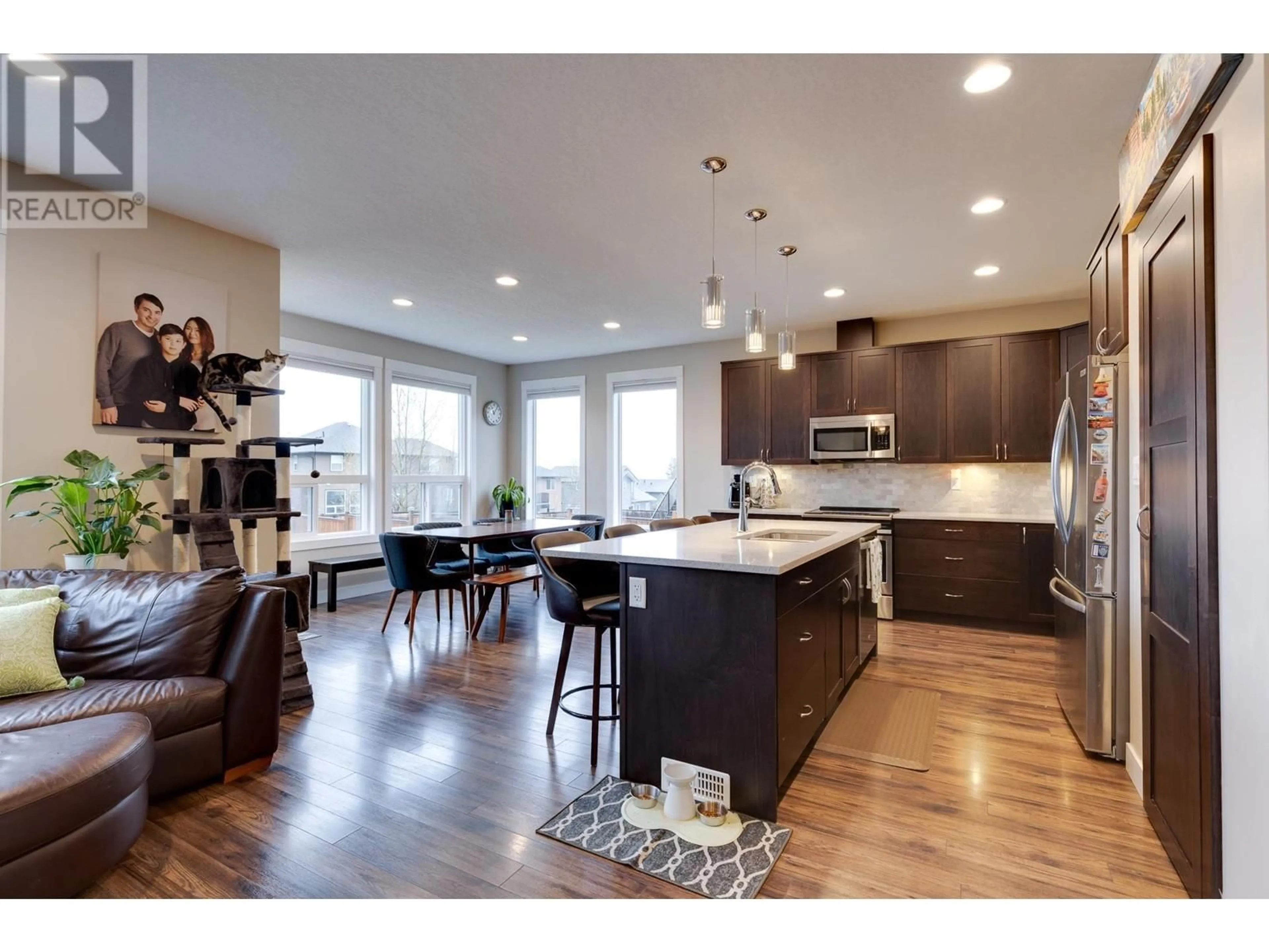 Open concept kitchen, wood/laminate floor for 2869 VISTA RIDGE DRIVE, Prince George British Columbia V2N0G9