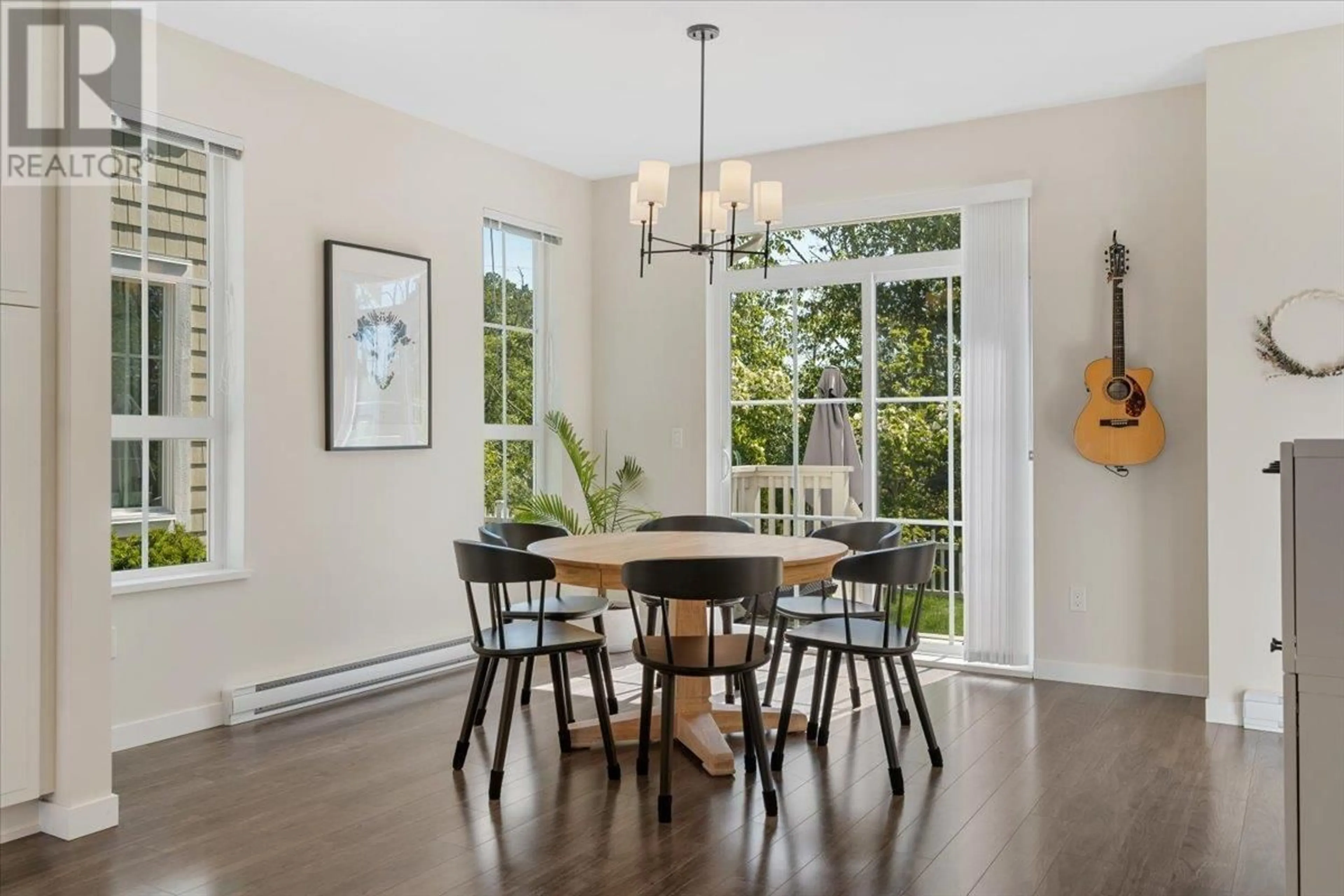 Dining room, wood/laminate floor for 41 - 5551 ADMIRAL WAY, Ladner British Columbia V4K0C9
