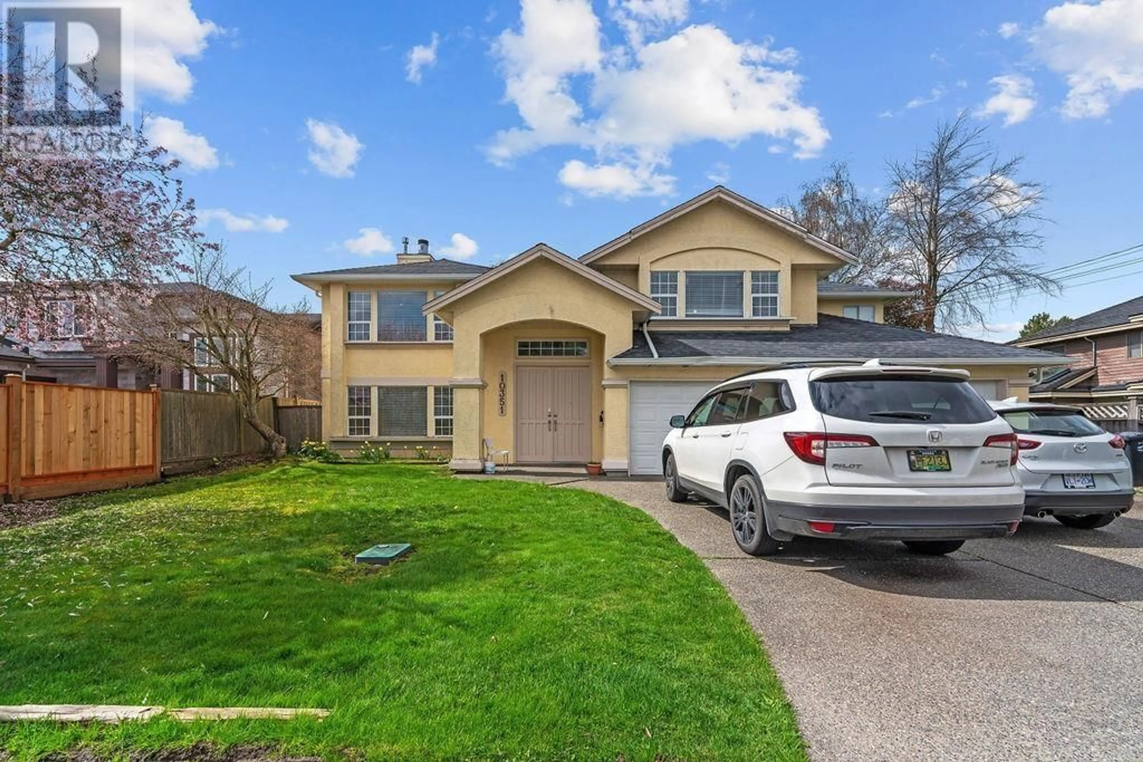 Home with vinyl exterior material, street for 10351 SWINTON CRESCENT, Richmond British Columbia V7A3S7