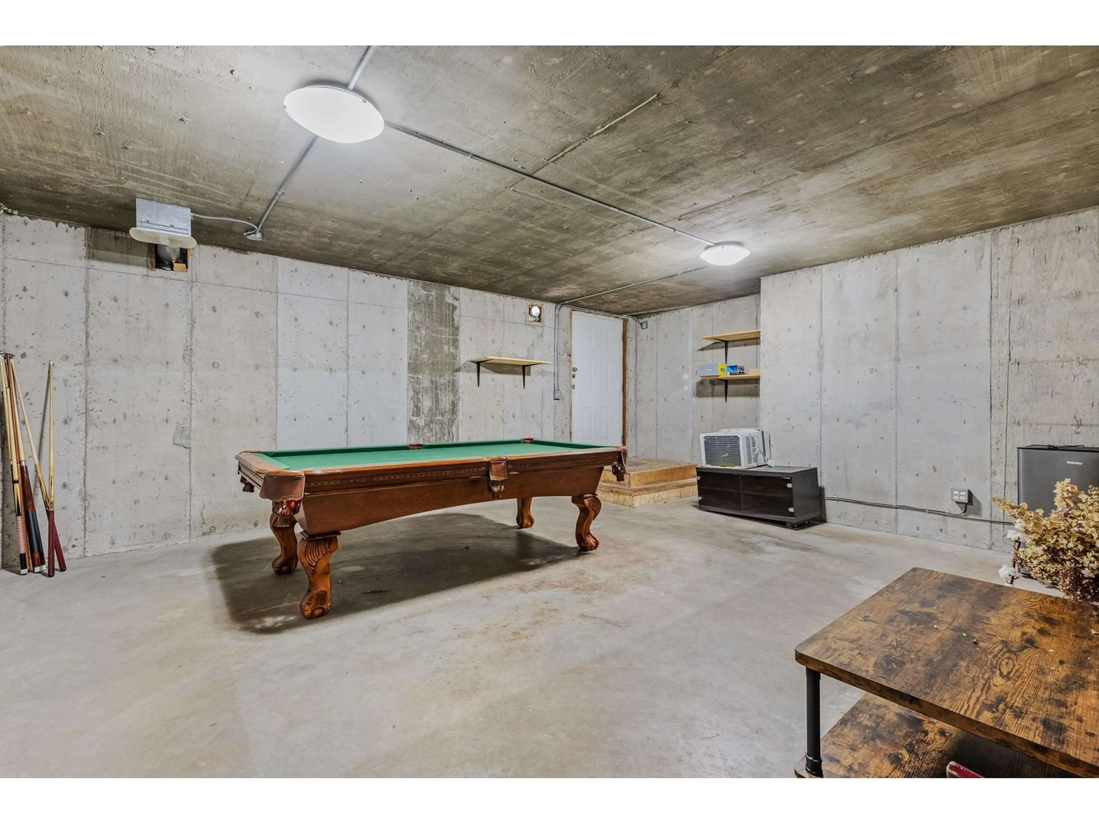 A pic of a room for 3789 SHERIDAN, Abbotsford British Columbia V2S8K4