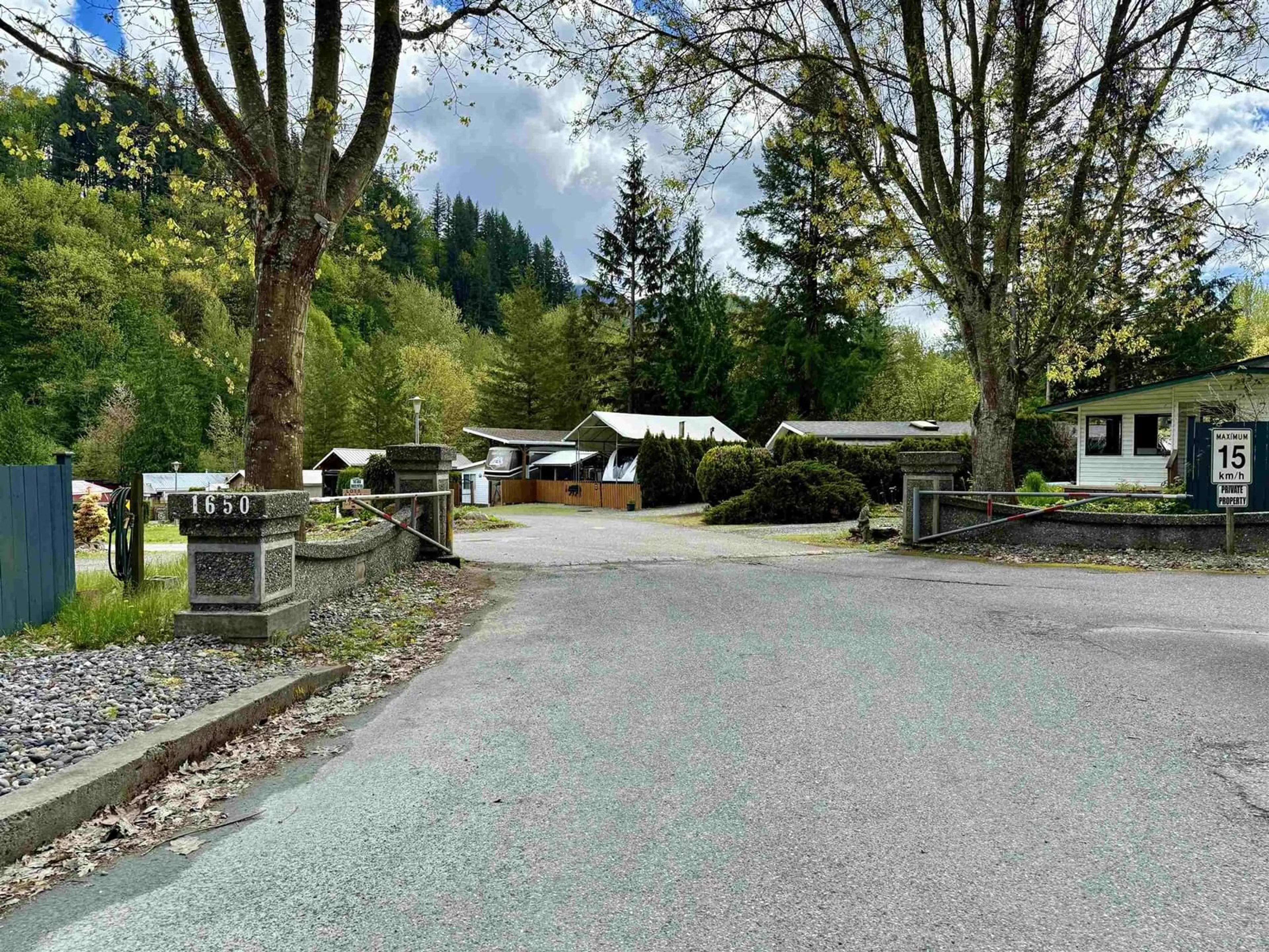 A pic from outside/outdoor area/front of a property/back of a property/a pic from drone, unknown for 16 - 1650 COLUMBIA VALLEY ROAD, Columbia Valley British Columbia V2R4X3