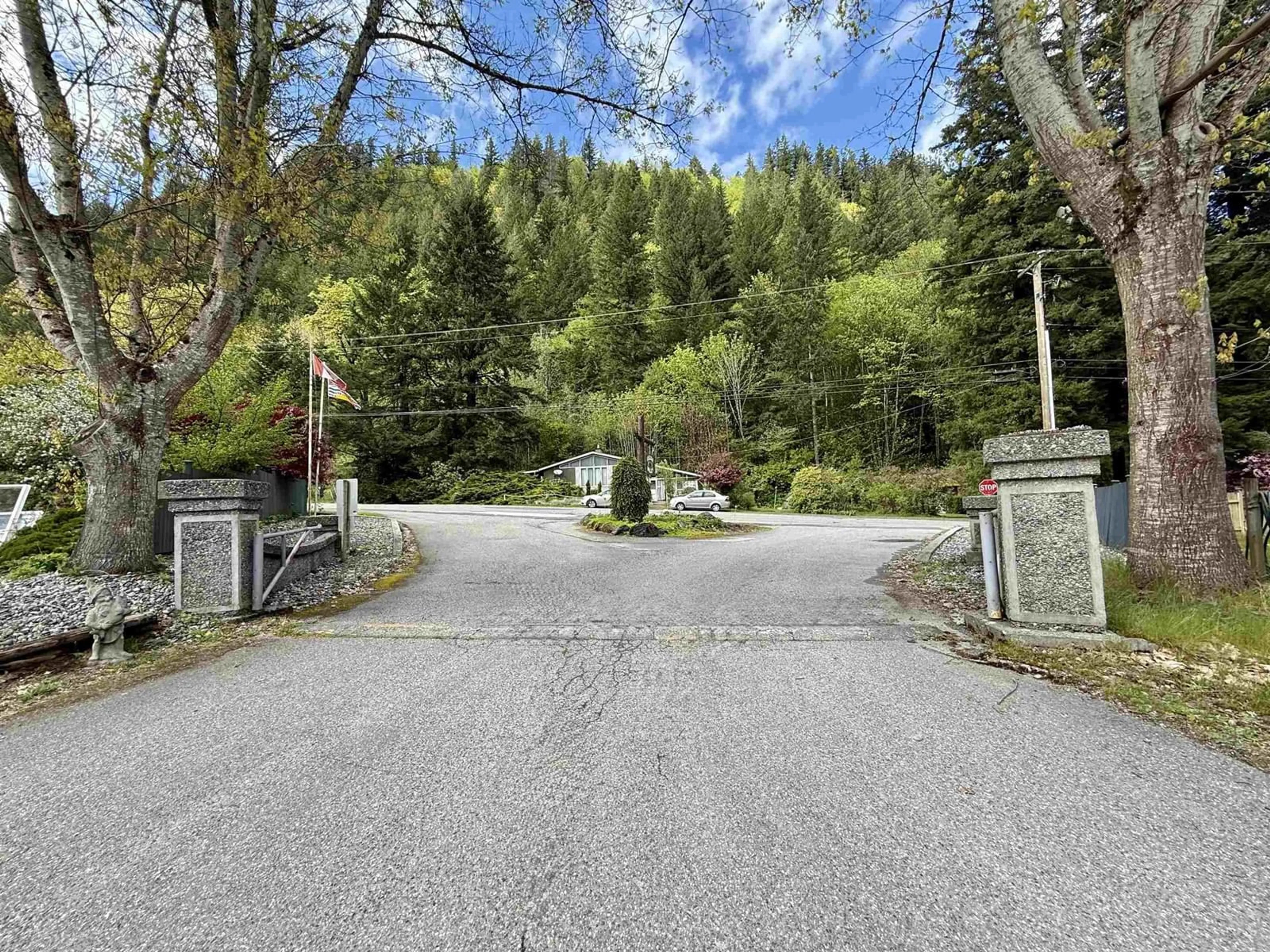 Unknown for 16 - 1650 COLUMBIA VALLEY ROAD, Columbia Valley British Columbia V2R4X3