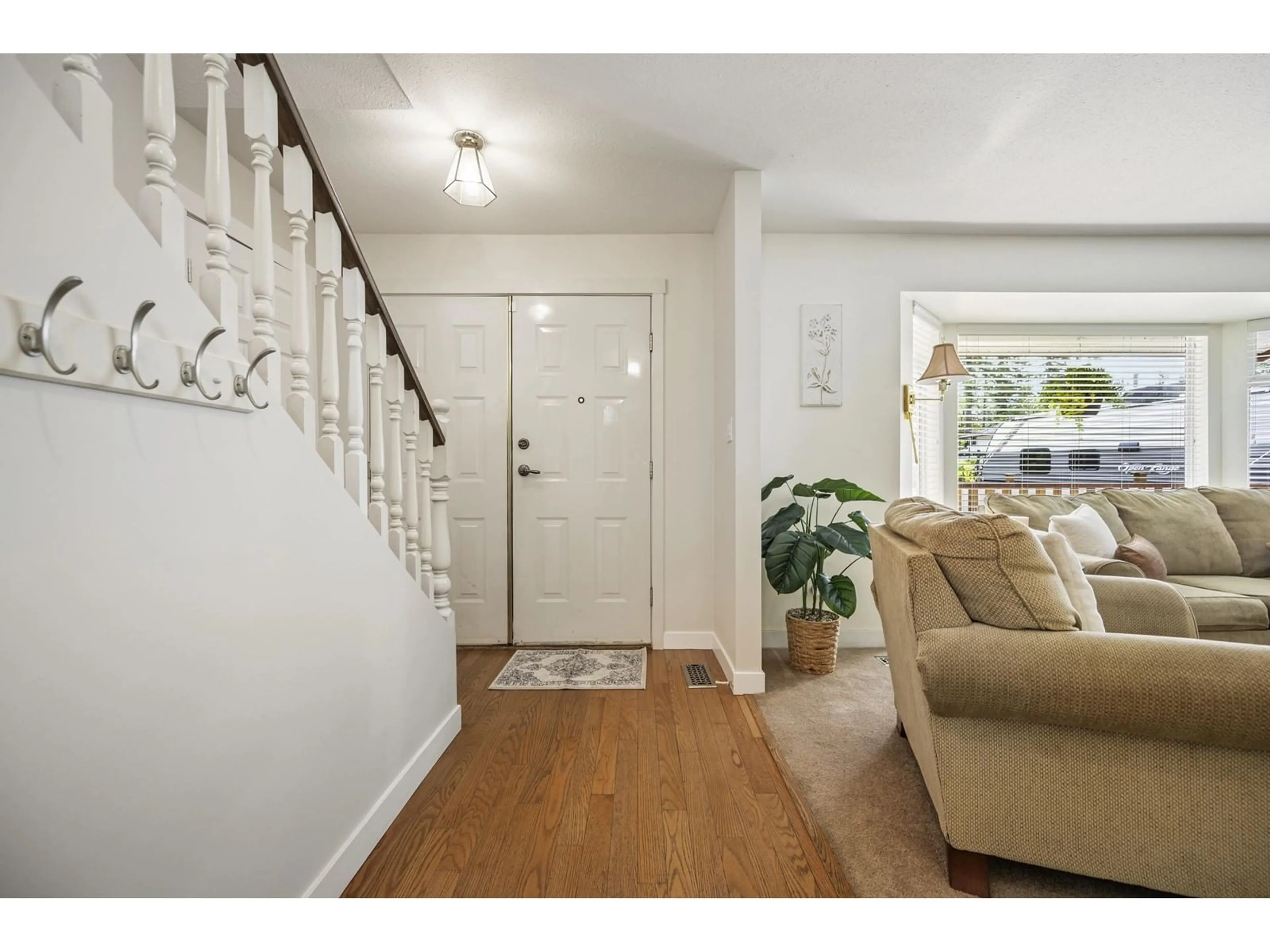 Indoor entryway for 4195 207A, Langley British Columbia V3A2G5
