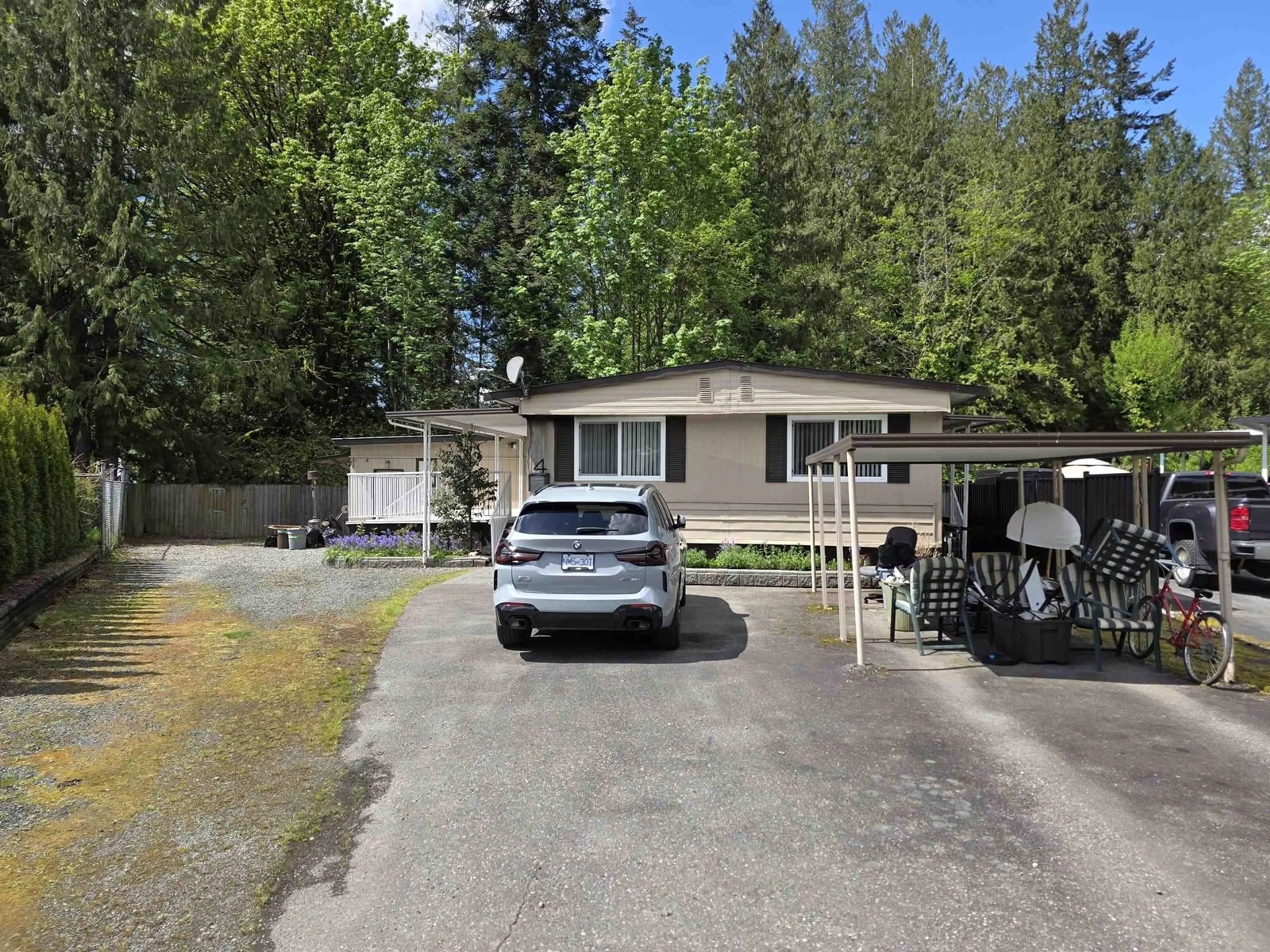 A pic from outside/outdoor area/front of a property/back of a property/a pic from drone, street for 4 - 46511 CHILLIWACK LAKE ROAD, Sardis - Chwk River Valley British Columbia V2R3S2