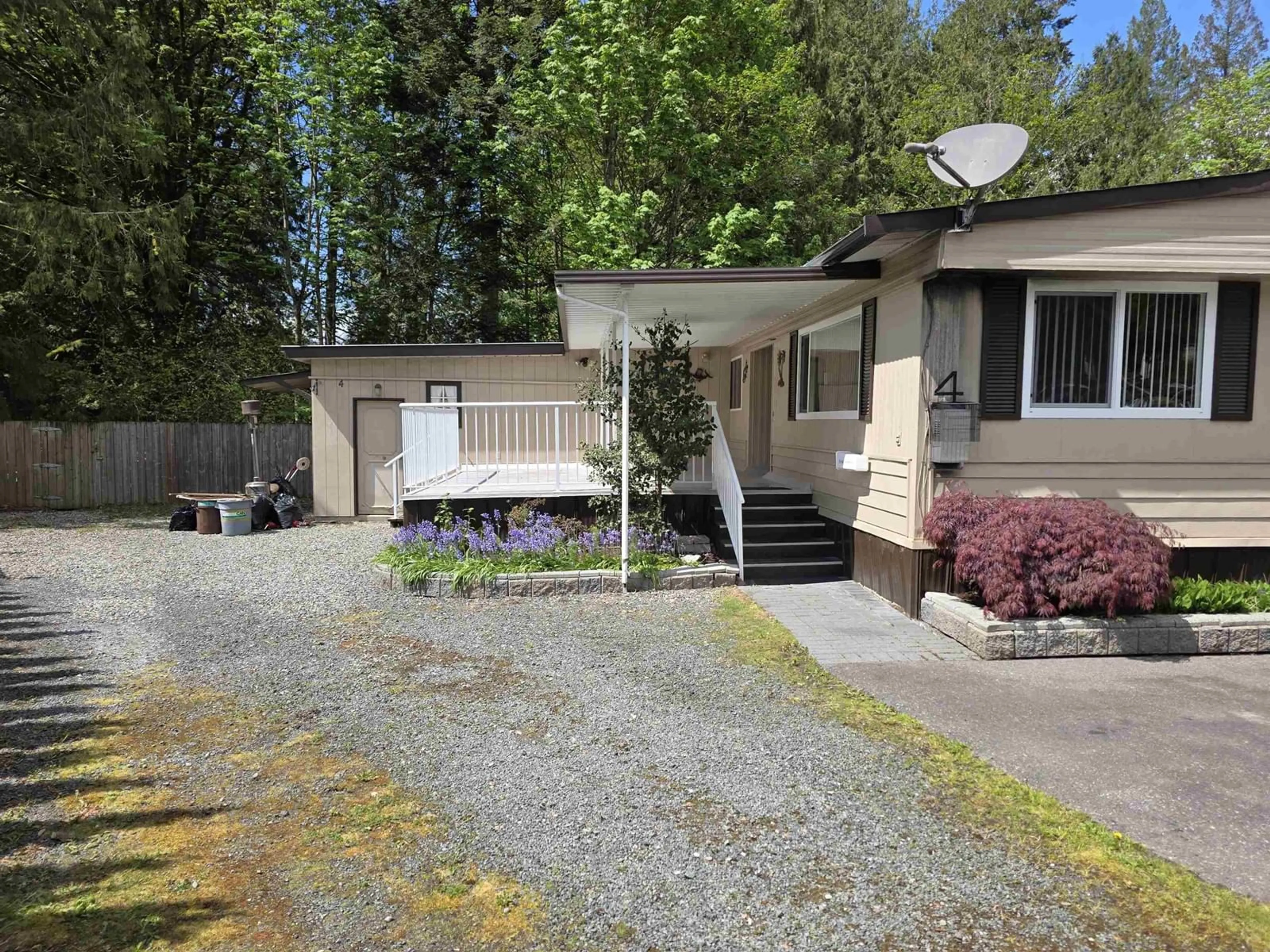 Unknown for 4 - 46511 CHILLIWACK LAKE ROAD, Sardis - Chwk River Valley British Columbia V2R3S2