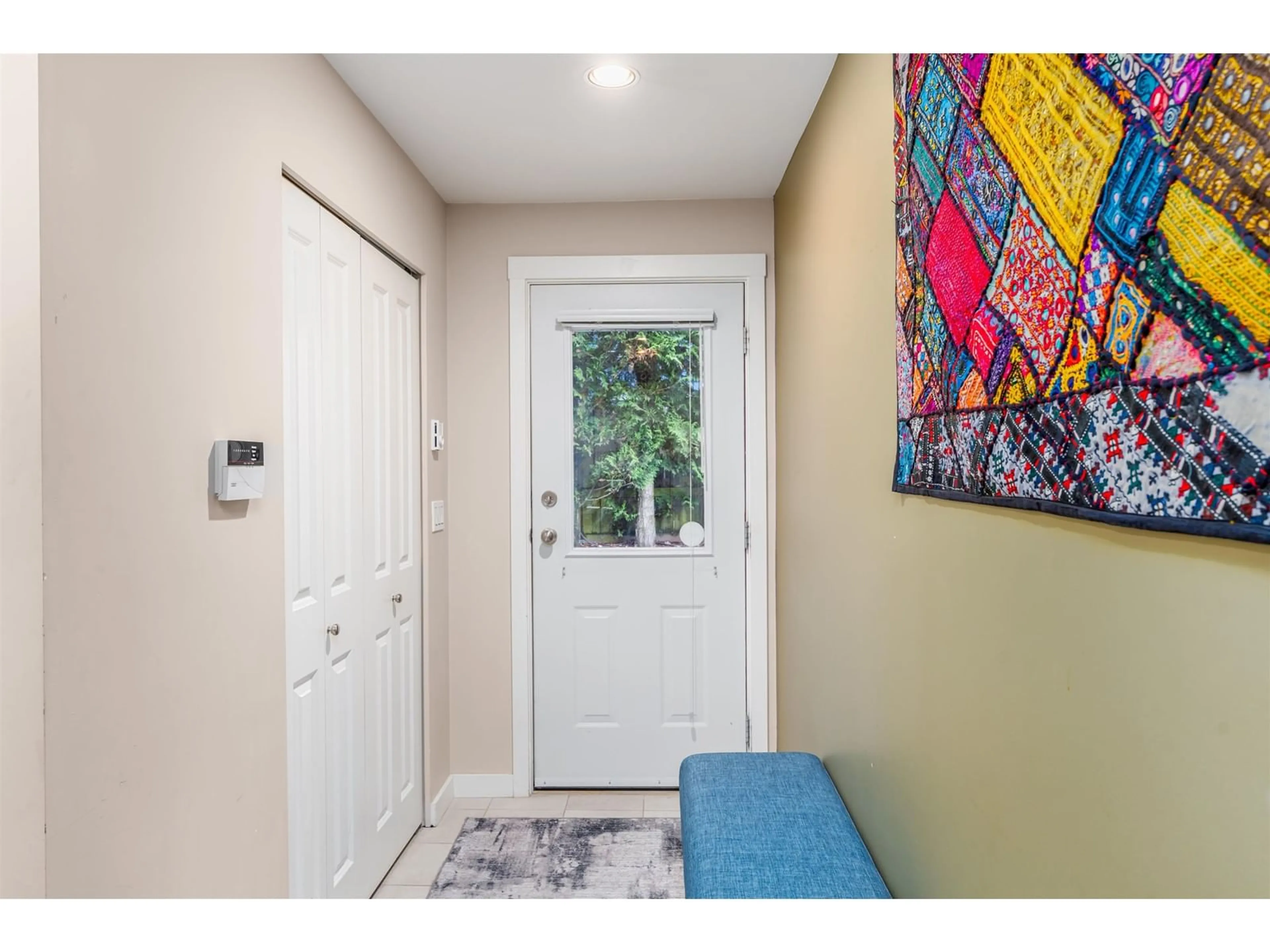 Indoor entryway for 1 - 6033 168, Surrey British Columbia V3S3X7