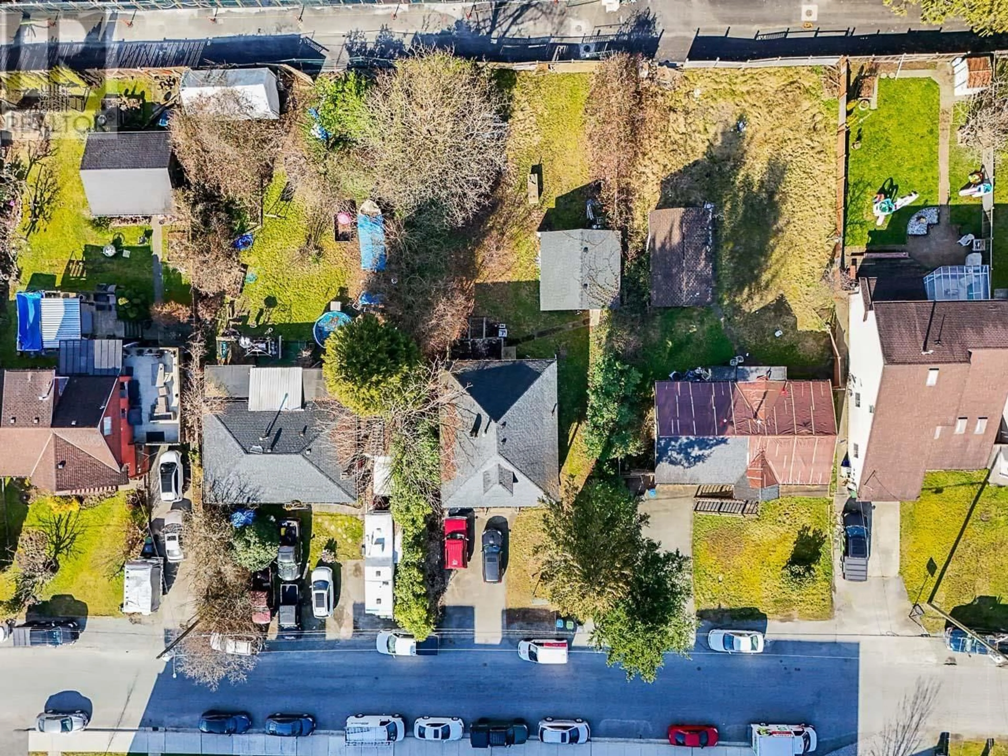 A pic from outside/outdoor area/front of a property/back of a property/a pic from drone, street for 2155 GRANT AVENUE, Port Coquitlam British Columbia V3B1R1