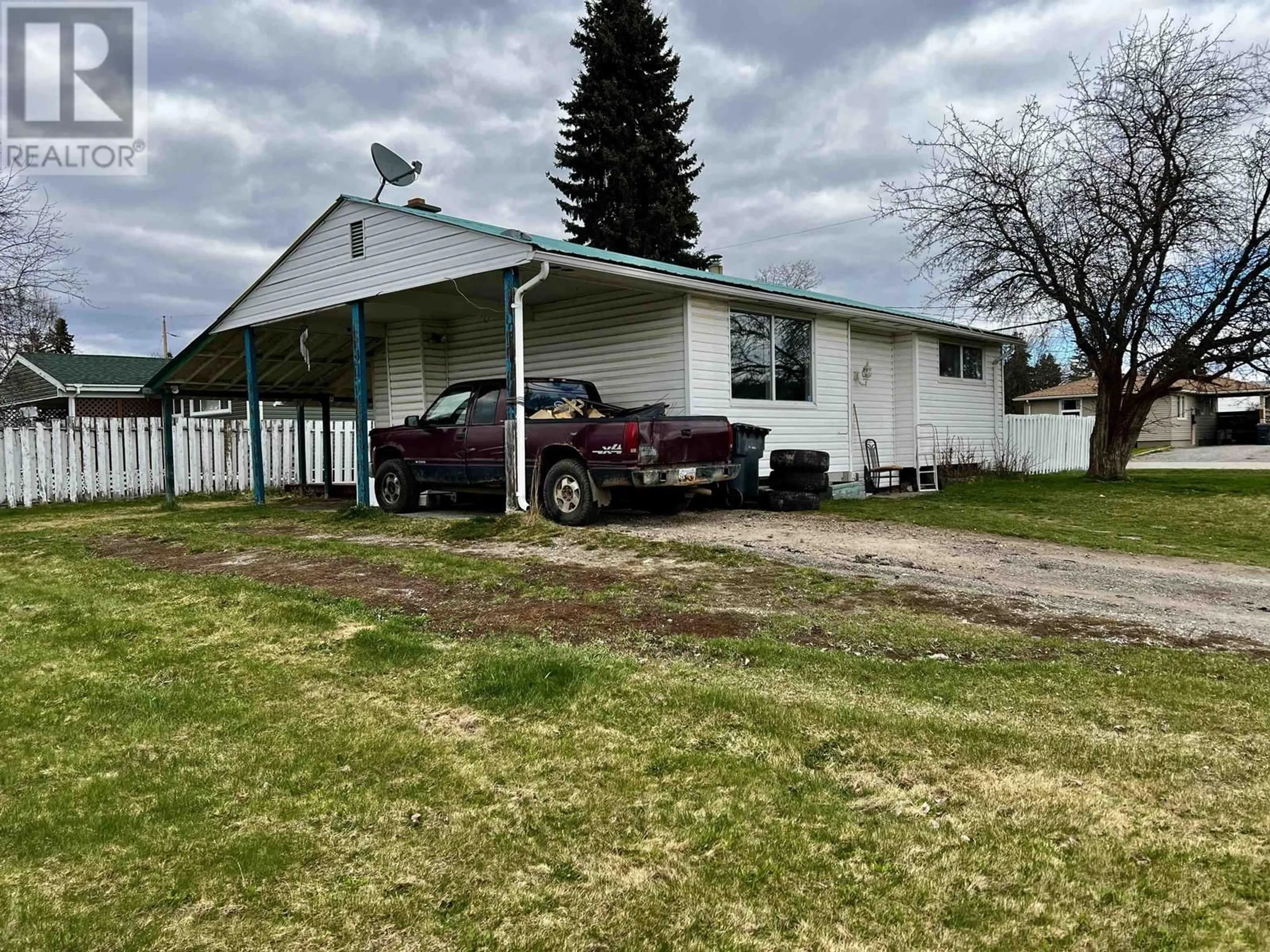 A pic from outside/outdoor area/front of a property/back of a property/a pic from drone, street for 229 ENDAKO AVENUE, Fraser Lake British Columbia V0J1S0
