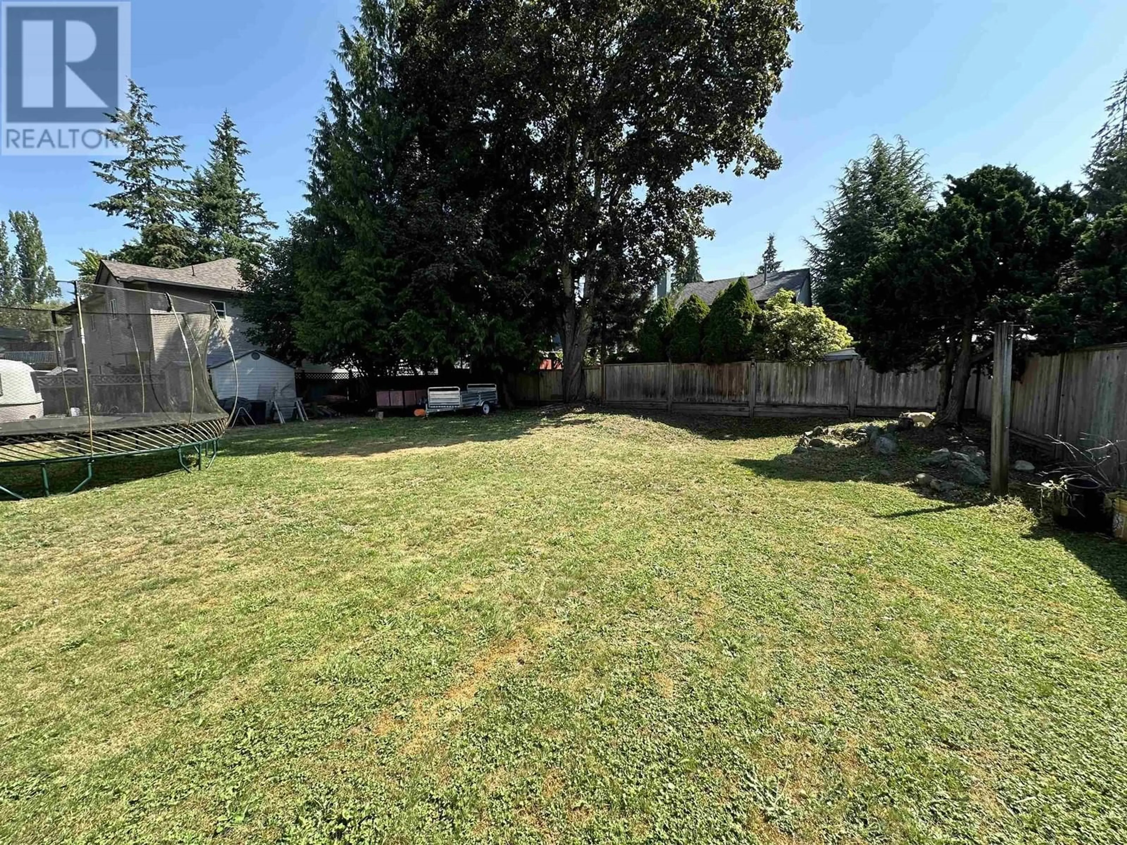 A pic from outside/outdoor area/front of a property/back of a property/a pic from drone, unknown for 12044 LAITY STREET, Maple Ridge British Columbia V2X5A8