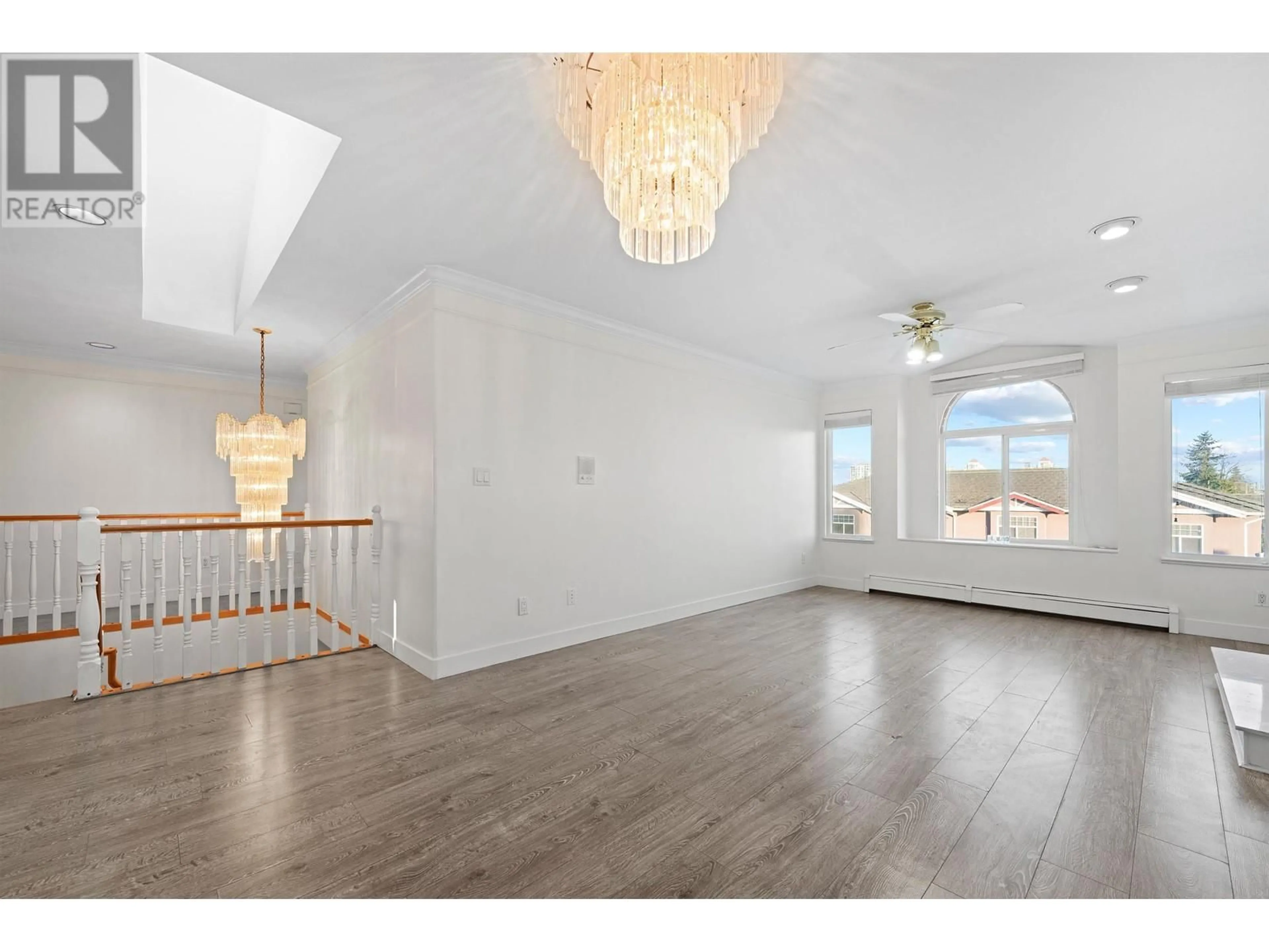 A pic of a room for 7707 12TH AVENUE, Burnaby British Columbia V3N2K6